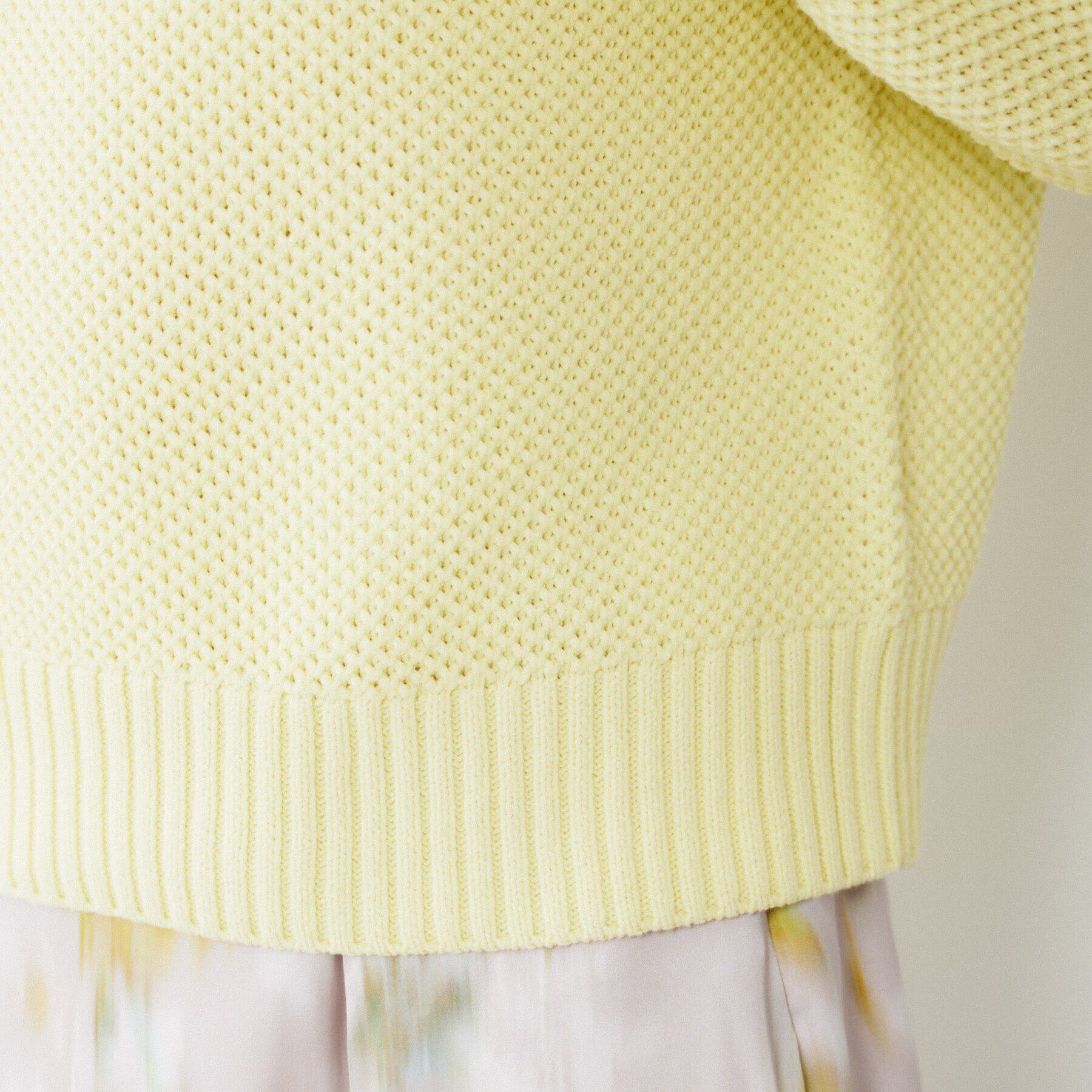 UNTITLED「【洗える/オンオフ使える】ファンシーヤーンVネックニット」|ニット・セーター|