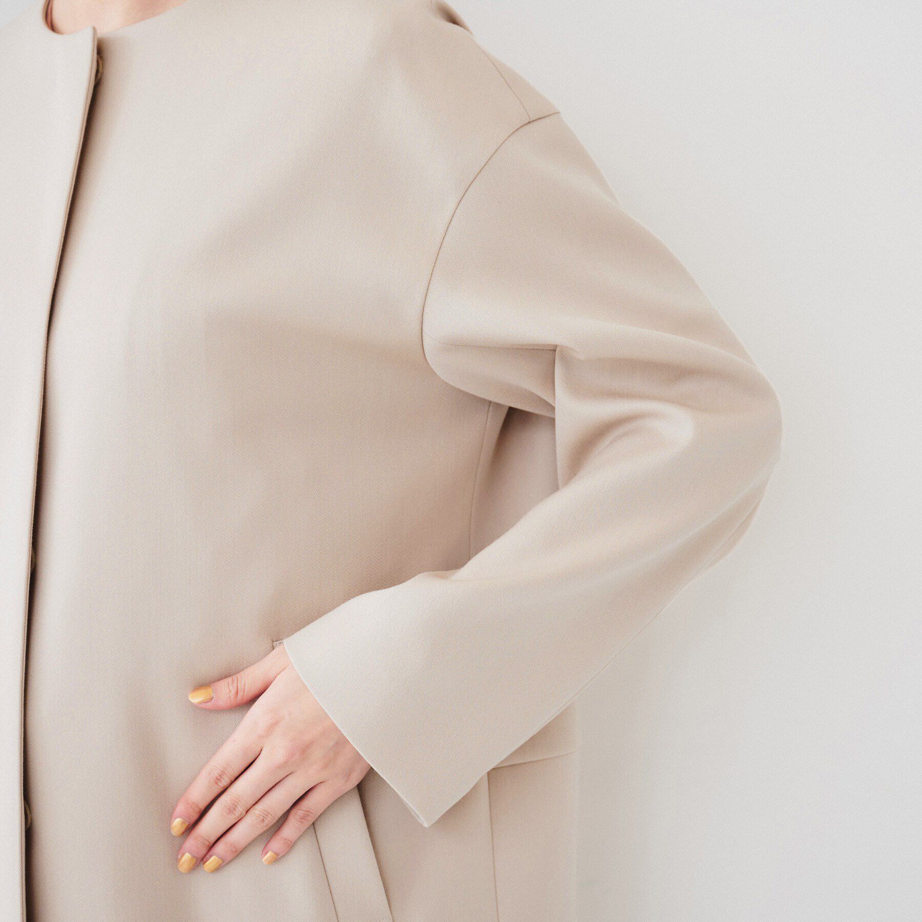 UNTITLED「ダブルクロス ノーカラーコート」|ノーカラーコート|