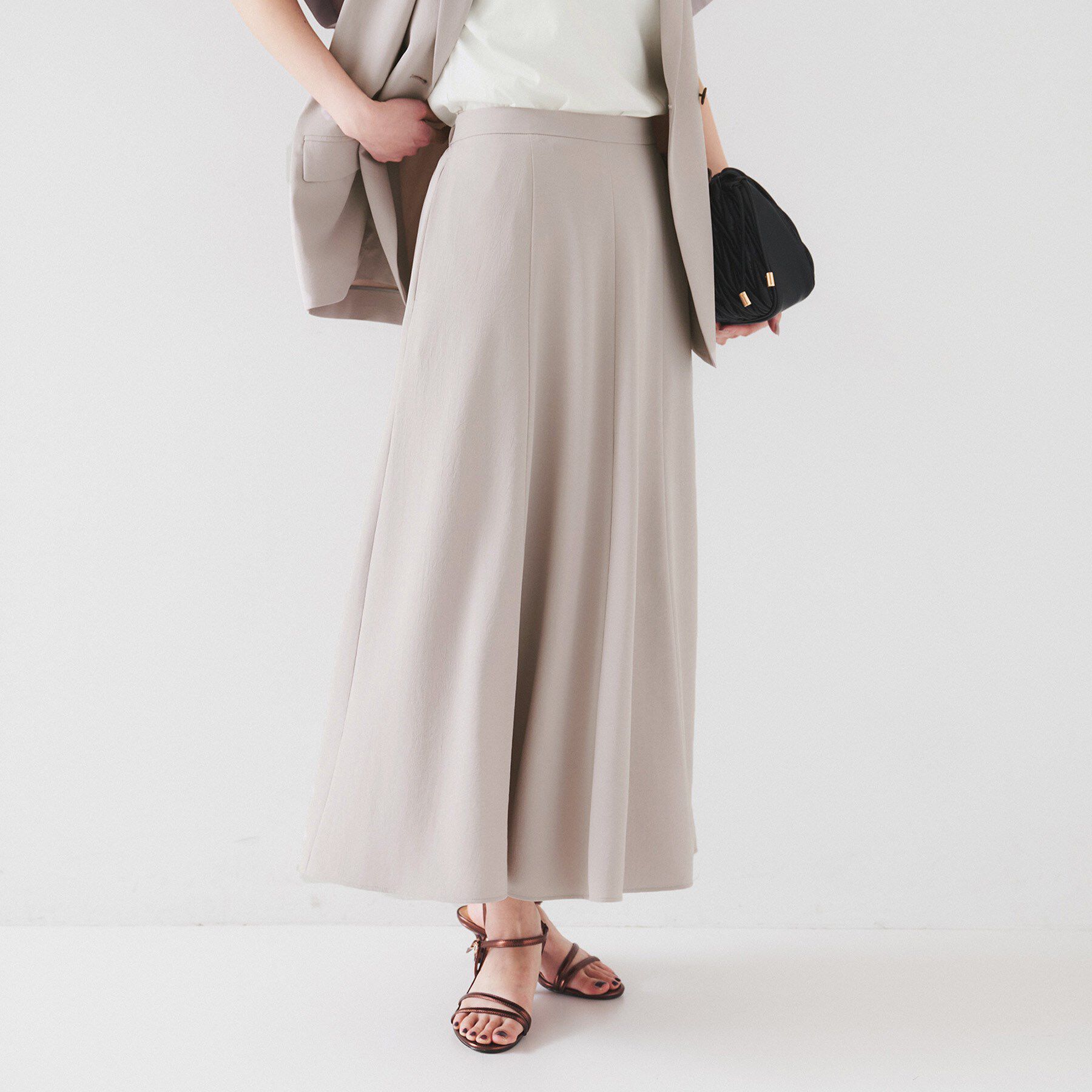 UNTITLED「【セットアップ可/接触冷感/イージーケア】リラクミスト フレアスカート」|スカート|