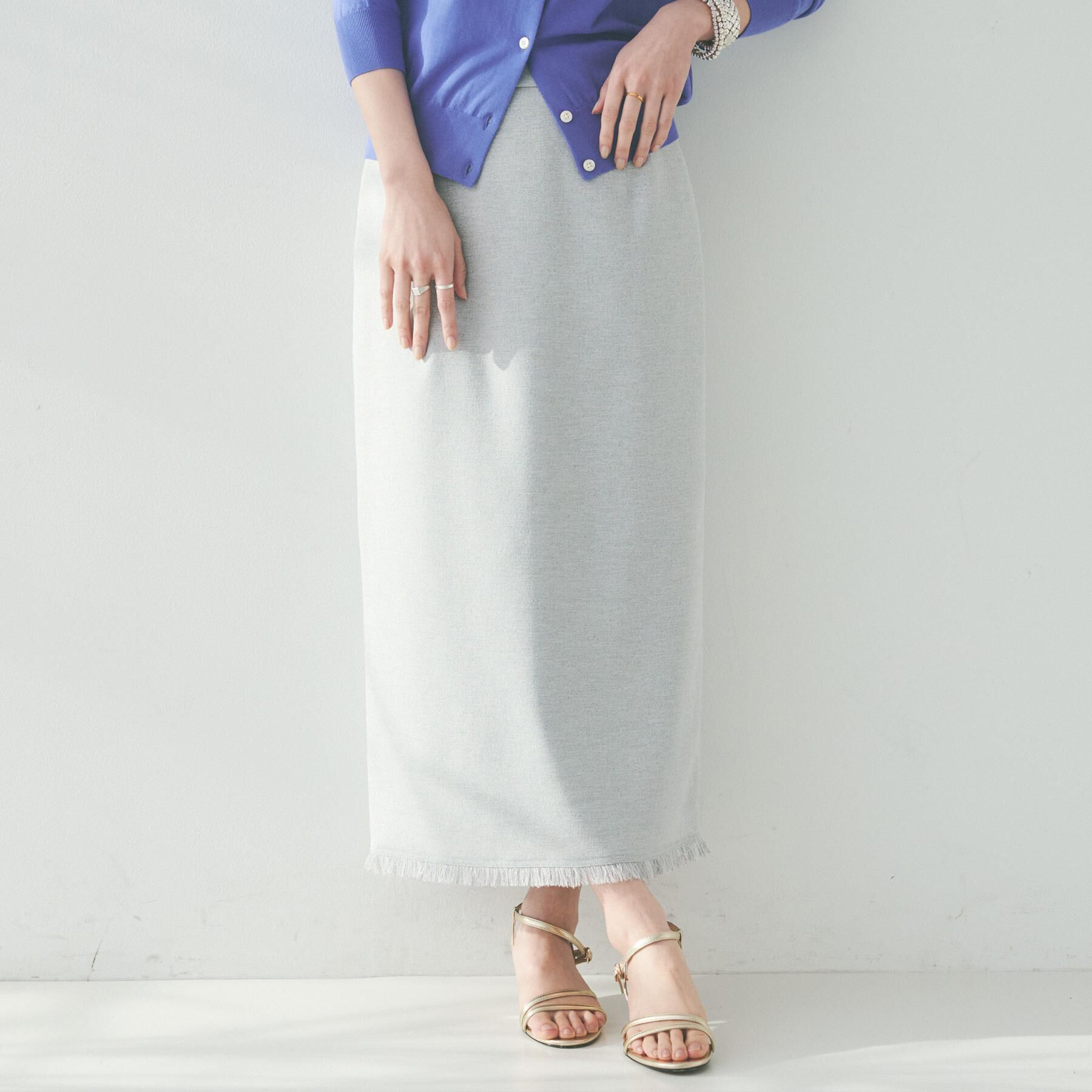 UNTITLED「【オンオフ/ストレッチ】裾フリンジナロースカート」|スカート|ライトグレー(011