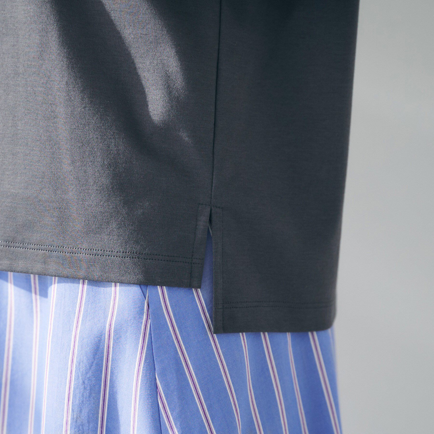 UNTITLED「【二の腕カバー/洗える】袖シアーバルーンプルオーバー」|Tシャツ・カットソー|