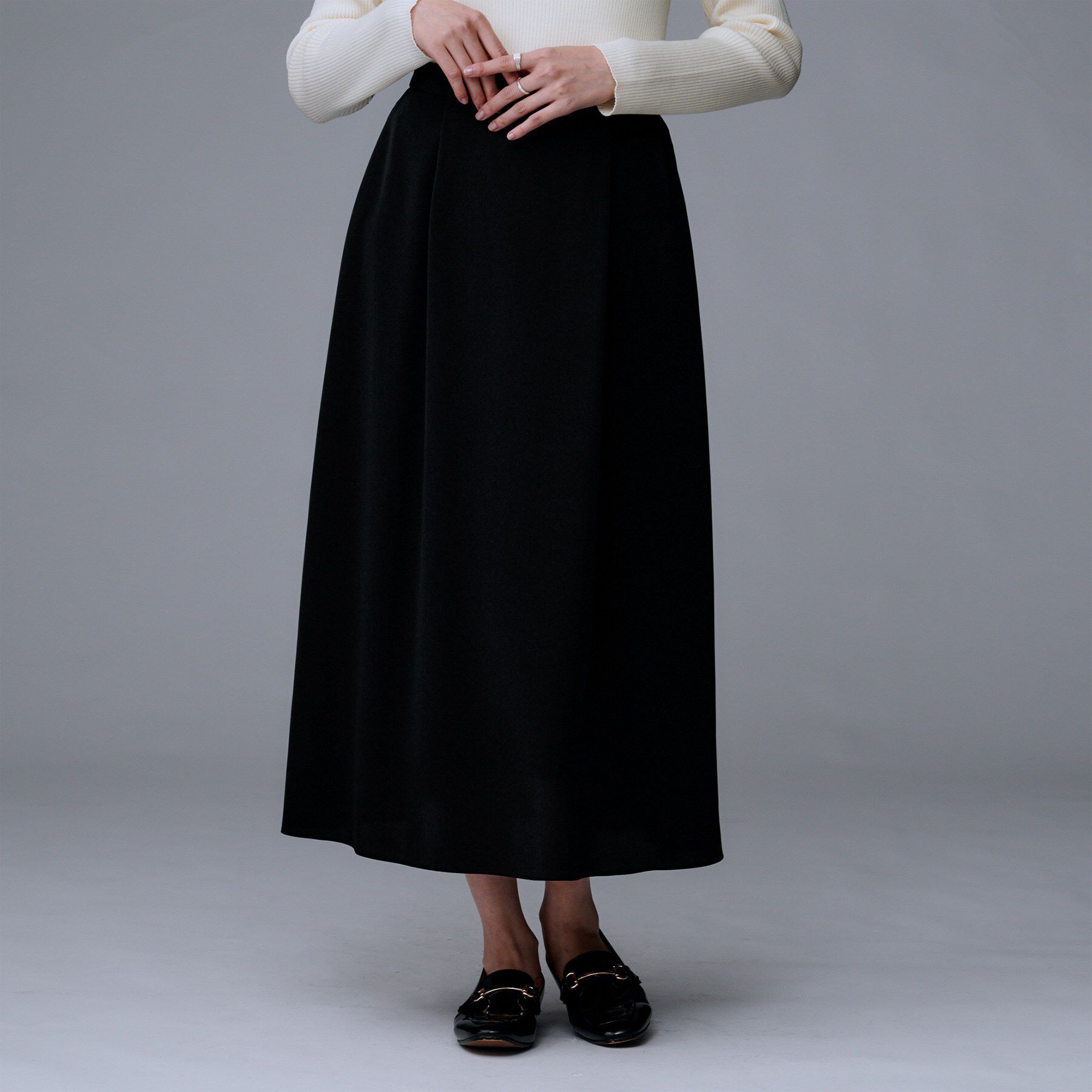UNTITLED「【セットアップ可/後ろウエストゴム】リラクパウダースカート」|スカート|ブラック(019)