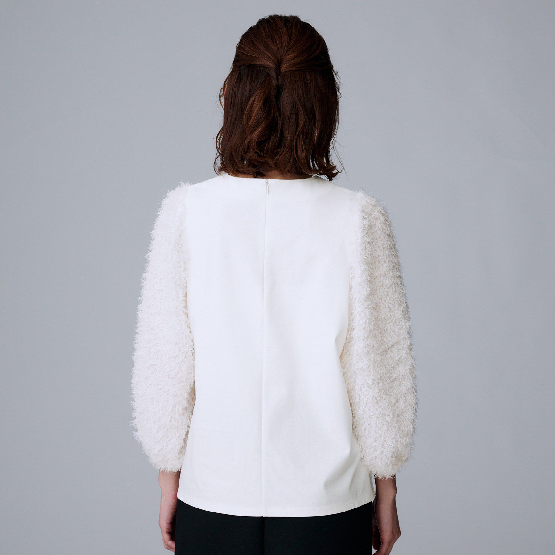 UNTITLED「【丸首/Tシャツ風/短丈】シャギースリーブ ポンチカットソー」|Tシャツ・カットソー|