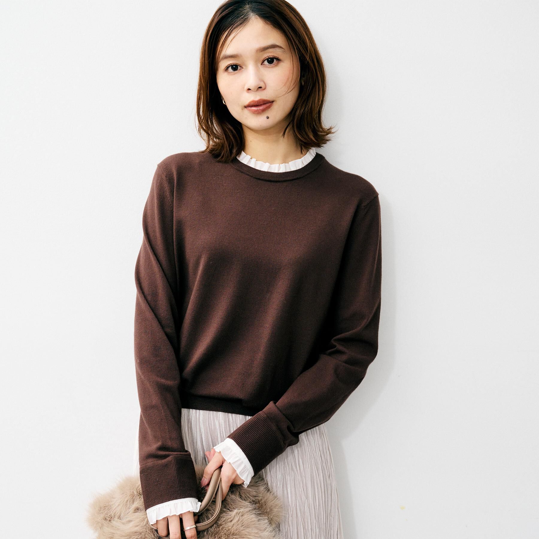 UNTITLED「【フリル取り外し可/きれいめエレガント】フリルシャツレイヤード風ニット」|ニット・セーター|ブラウン(043)