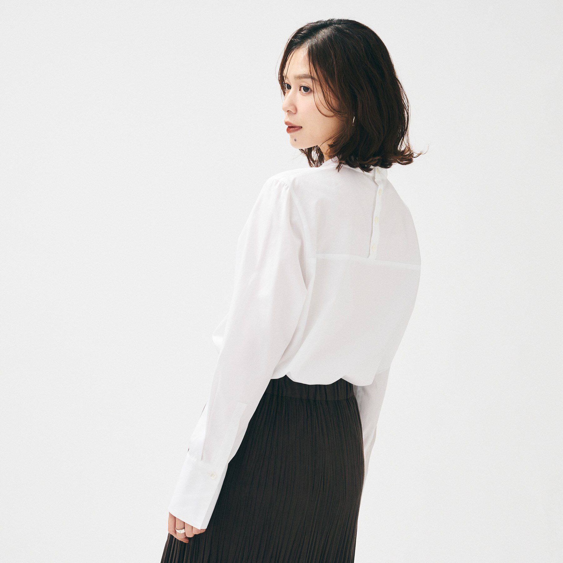 UNTITLED「【重ね着レイヤード/スーツブラウス】ファインブロードハイネックシャツ」|シャツ・ブラウス|