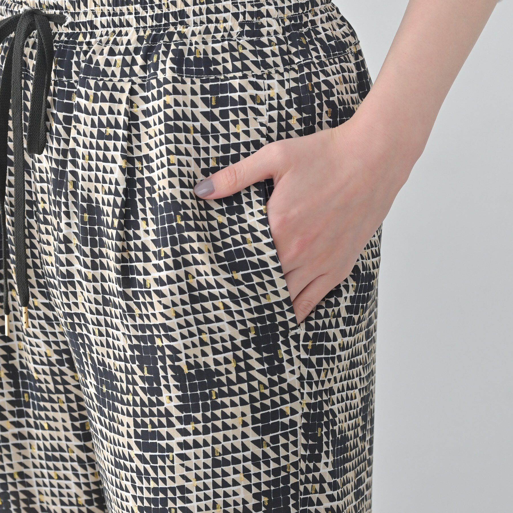 UNTITLED「【Munich】ワイドレッグイージーパンツ／geometric」|その他|