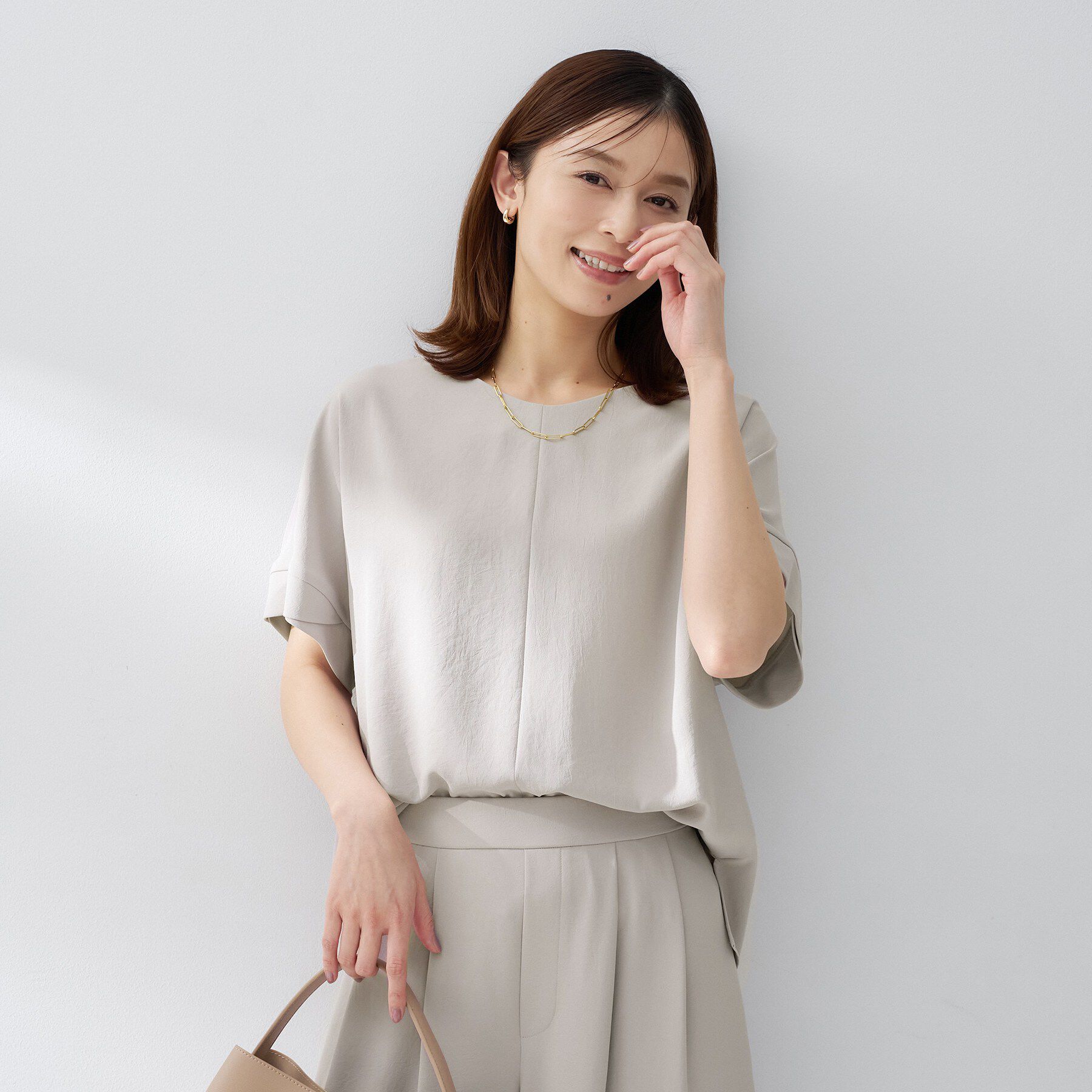 UNTITLED「【夏の名品セットアップが今年も登場！/はっ水/遮熱】リラクミスト 前後2WAYブラウス」|シャツ・ブラウス|