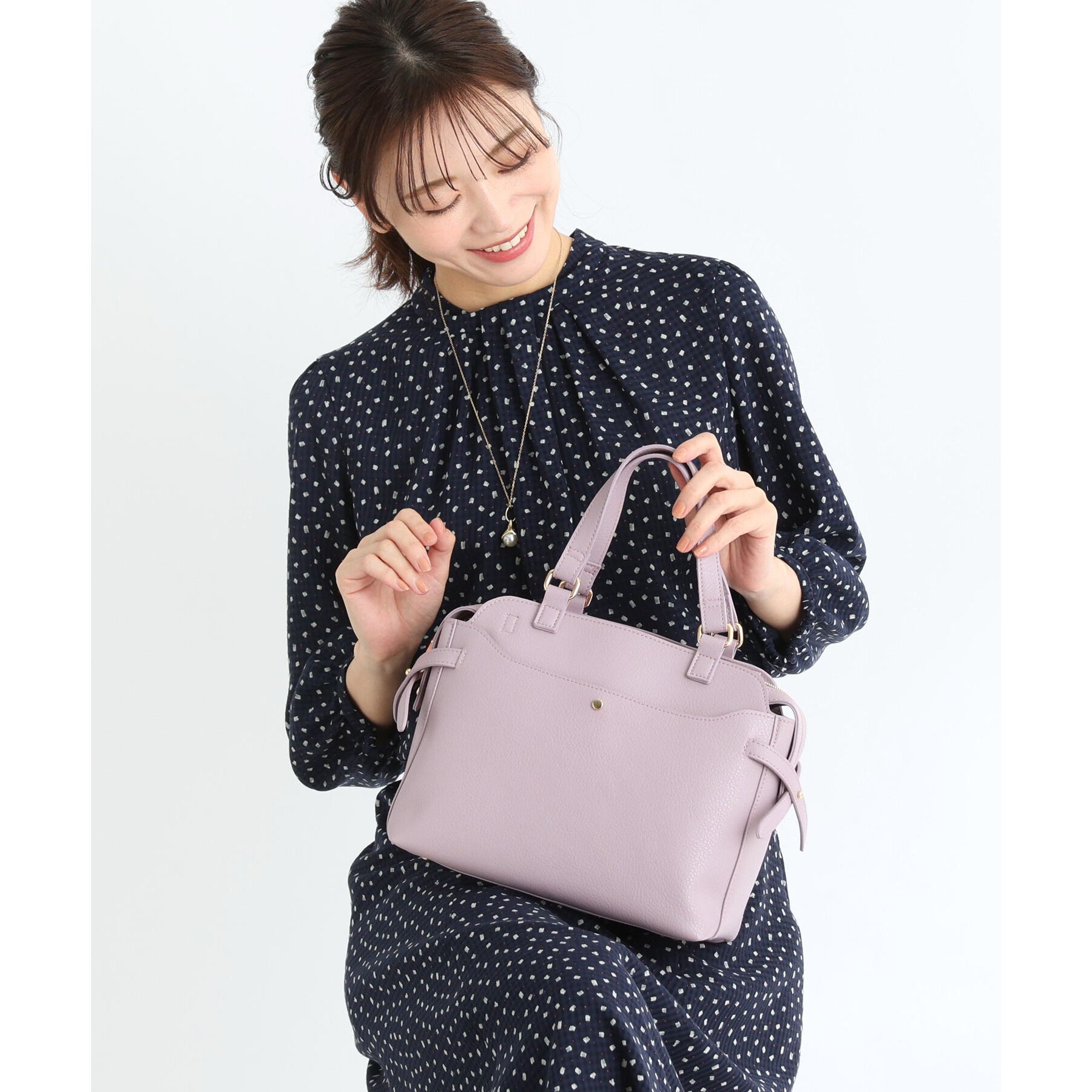 Reflect「【たっぷり収納！あおりポケット／通勤にぴったり◎／WEB先行カラーあり】ショルダー付きミディアムバッ」|トートバッグ|