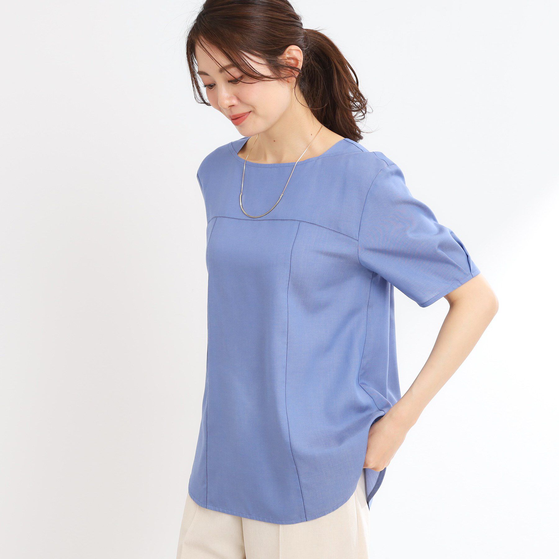 Reflect「【マシンウォッシュ可】デニム調プルオーバーブラウス」|シャツ・ブラウス|ブルー(093)