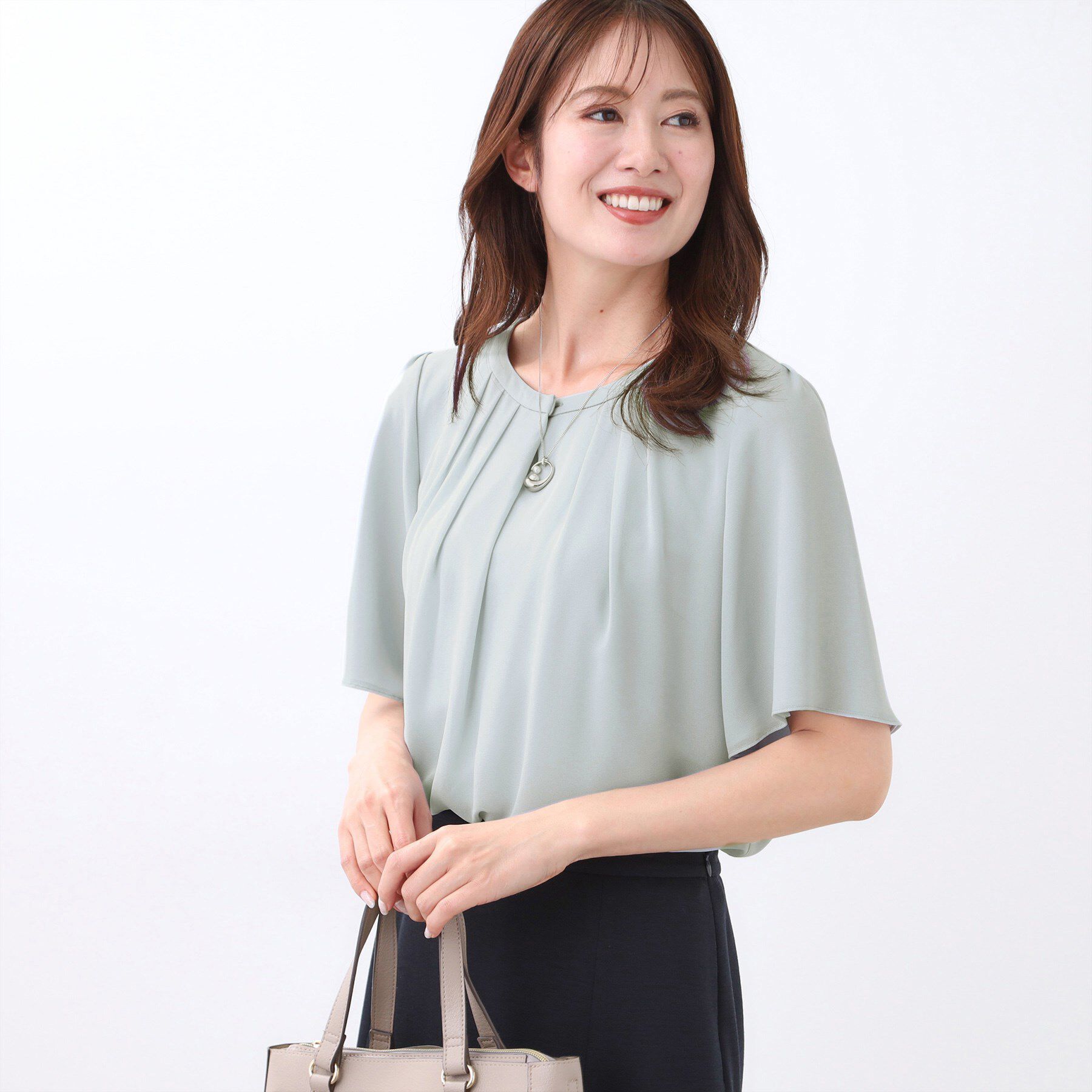 Reflect「【一枚着で着映え◎／ジャケットのインナーにも】フロント開きブラウス」|シャツ・ブラウス|