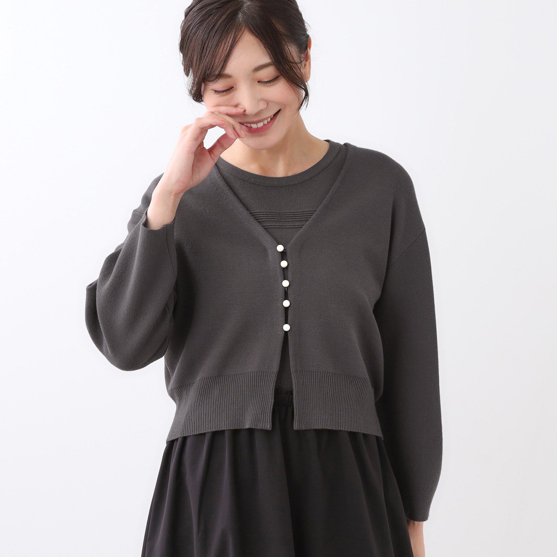 Reflect「【軽い羽織に◎／セットアップ可】パール調ボタン付きカーディガン」|カーディガン|