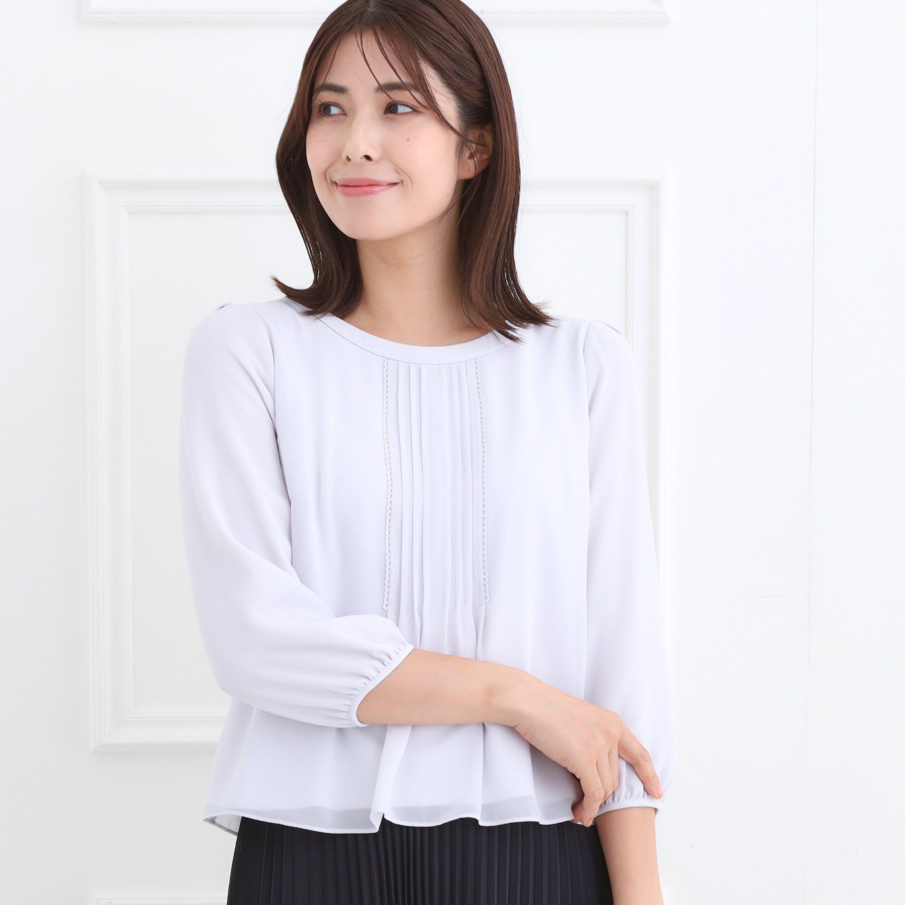 Reflect「【お仕事に◎】ピンタック&times;スカラレースブラウス」|シャツ・ブラウス|ライトグレー(011