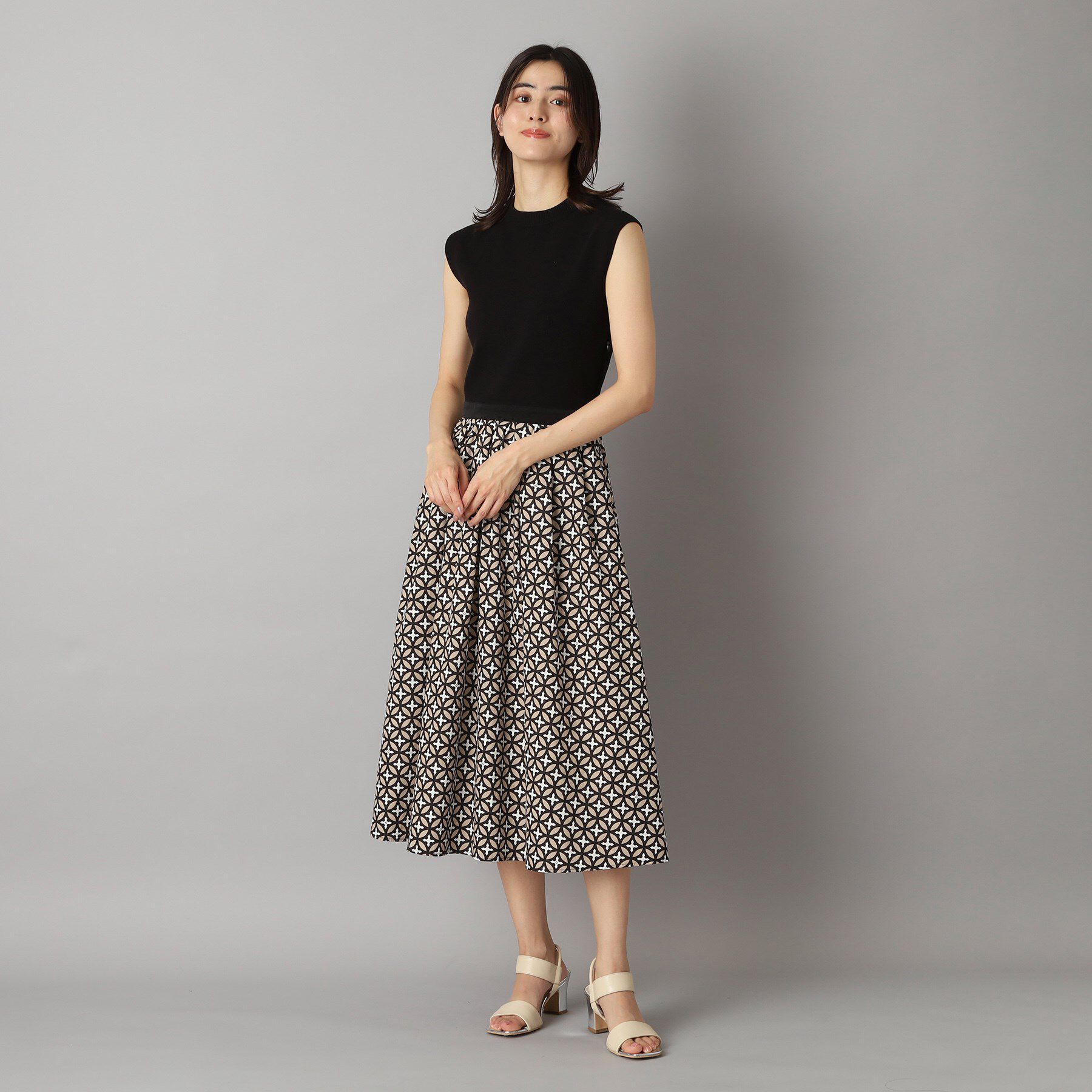 DRESSTERIOR「【洗える】オーバーラップサークルフレンチスリーブワンピ」|ワンピース|