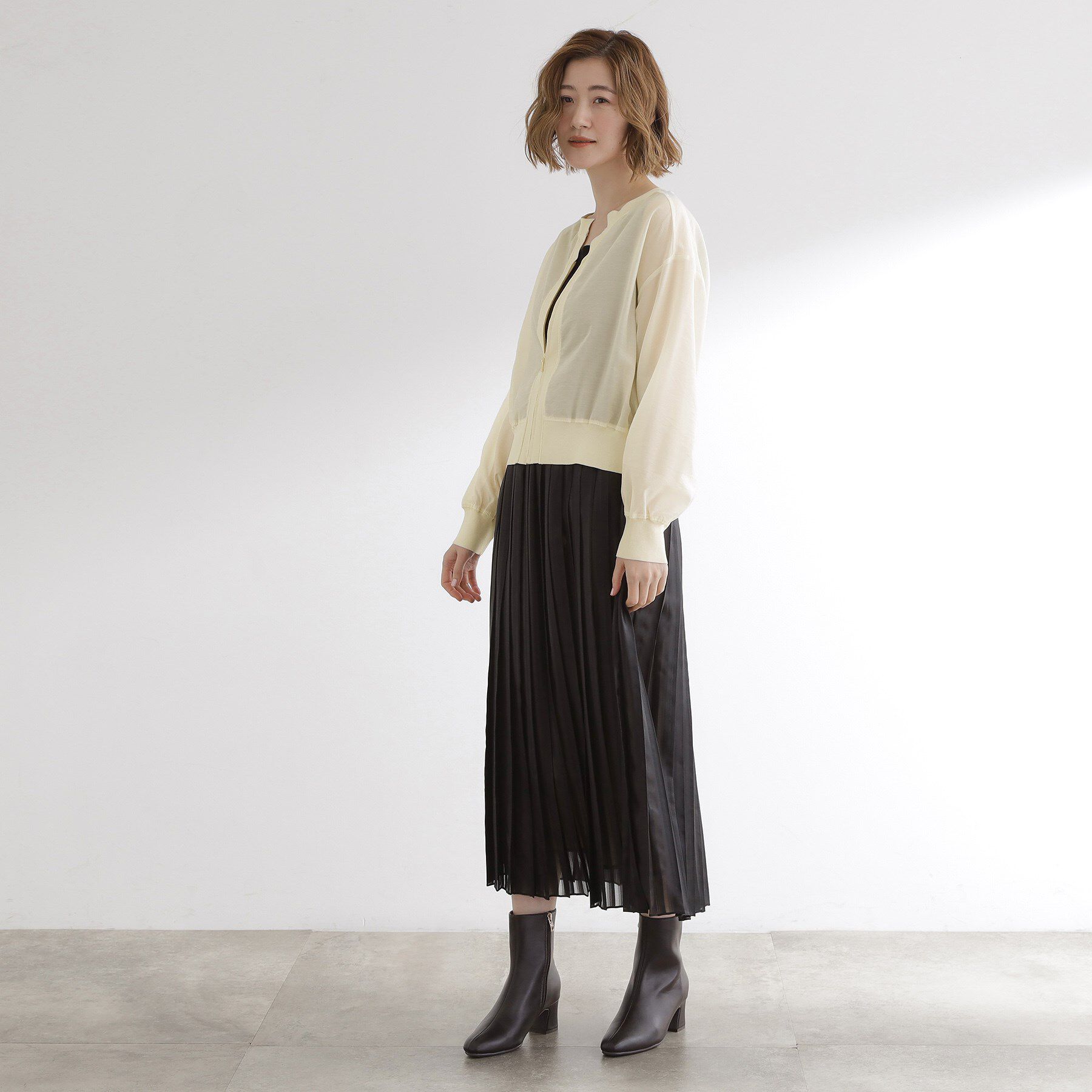 grove「軽やかに秋先取り　ブルゾン感覚で着られるカーディガン」|ブルゾン・スタジャン|