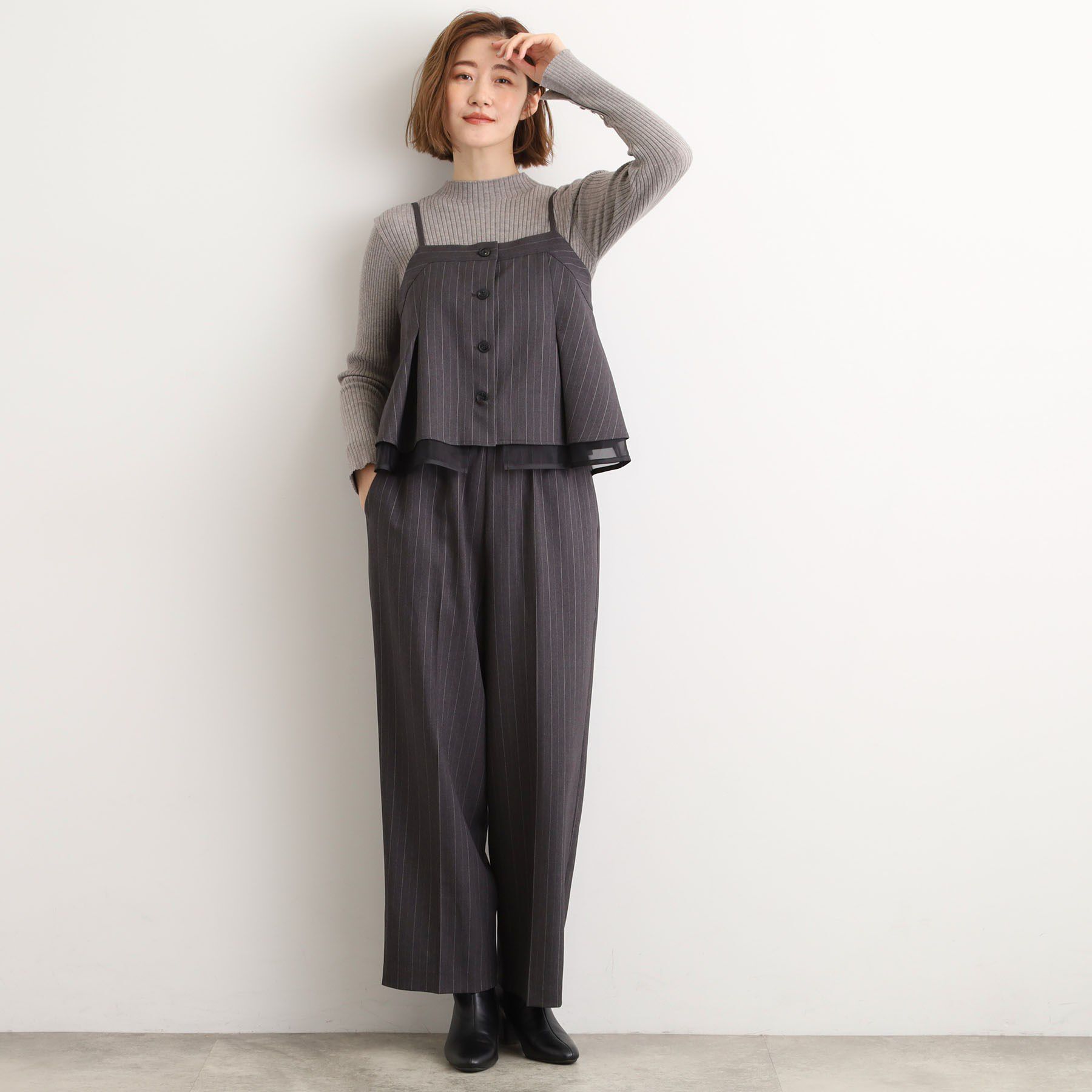grove「【2点SET/体型カバー】透け感とレイヤードで大人の遊び心を、ビスチェSET UP」|スーツ|チャコールグレー(3