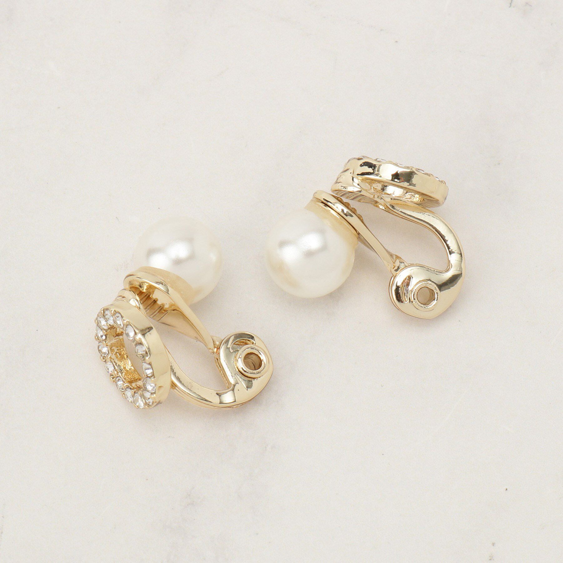 grove「リバーシブルパール調ビジューイヤリング」|イヤリング|ゴールド(007)