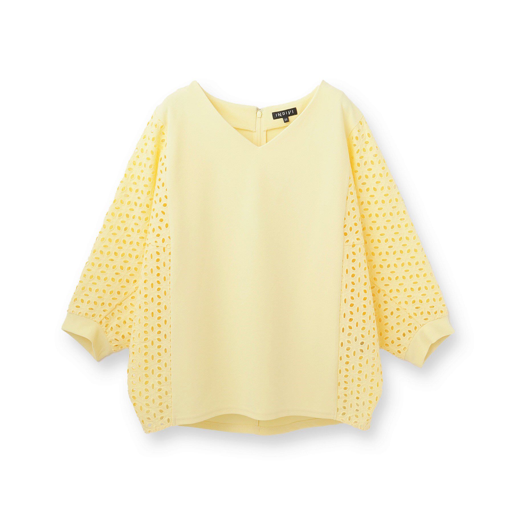 INDIVI「【洗える／体型カバー】レースコンビトップス」|Tシャツ・カットソー|