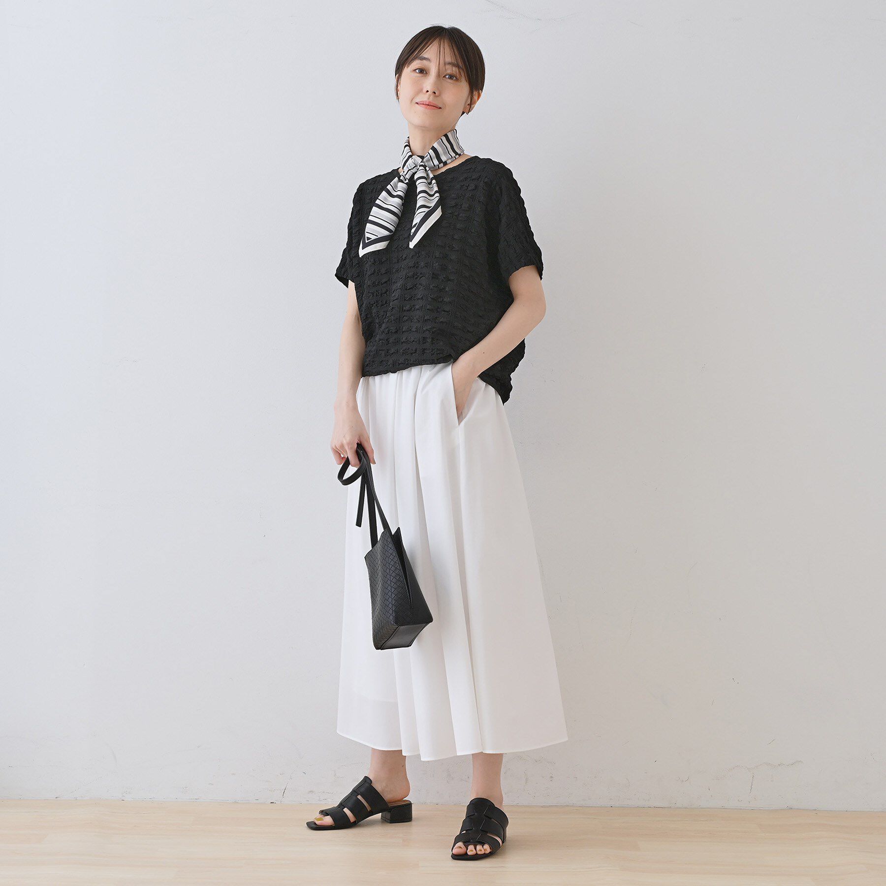 INDIVI「【洗える／凹凸素材／UVケア】コンパクトトップス」|Tシャツ・カットソー|