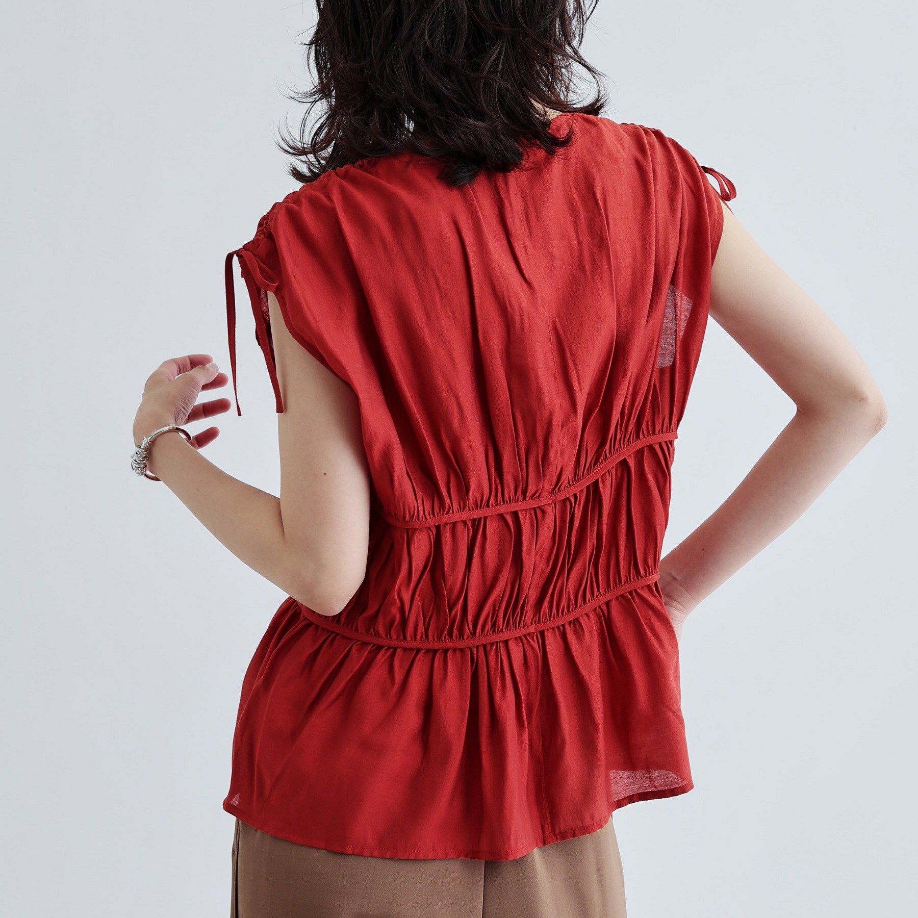 GALLEST「ギャザースリーブレスブラウス」|シャツ・ブラウス|