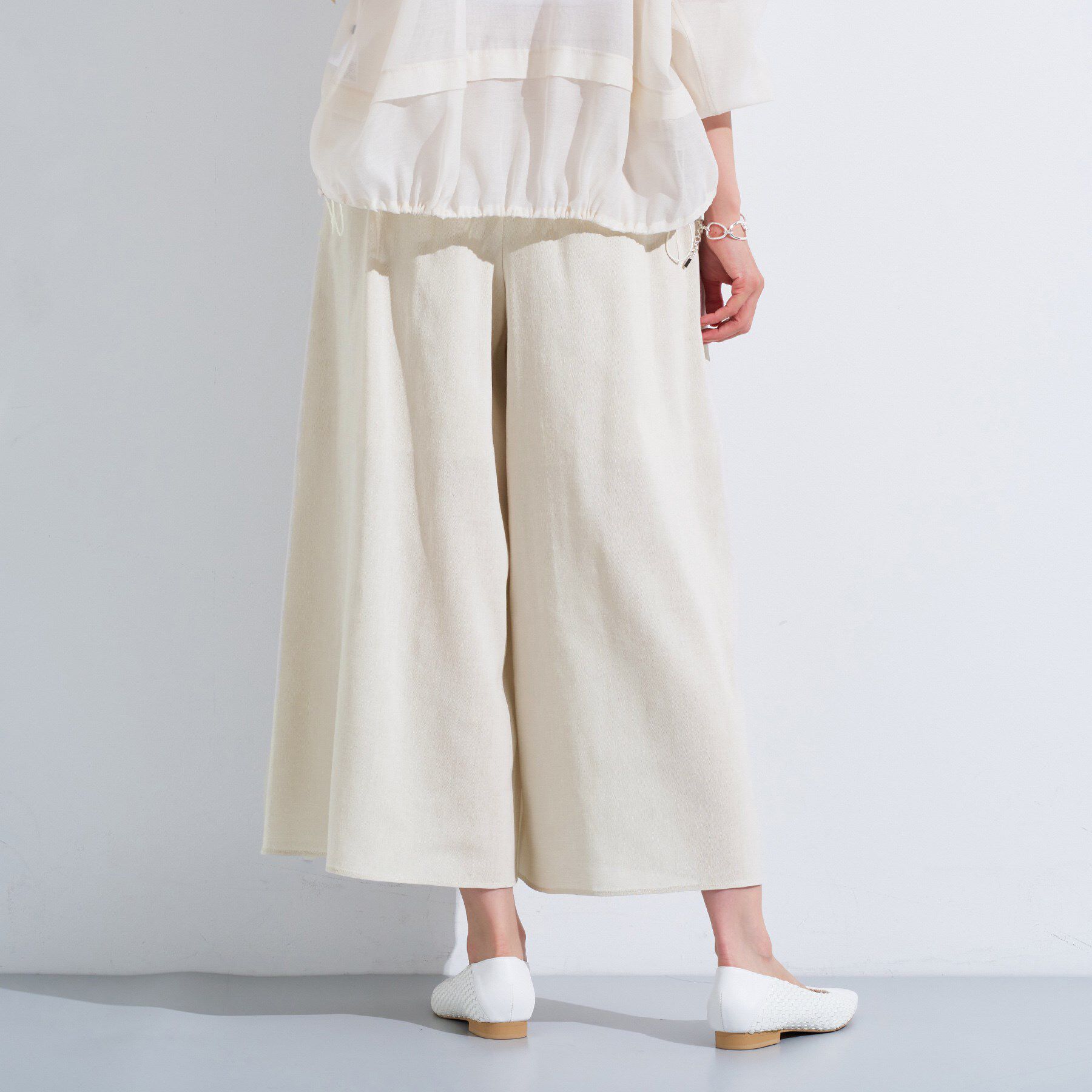 INDIVI「【洗える／清涼感◎】ワイドフレアパンツ／スカーチョ」|その他|