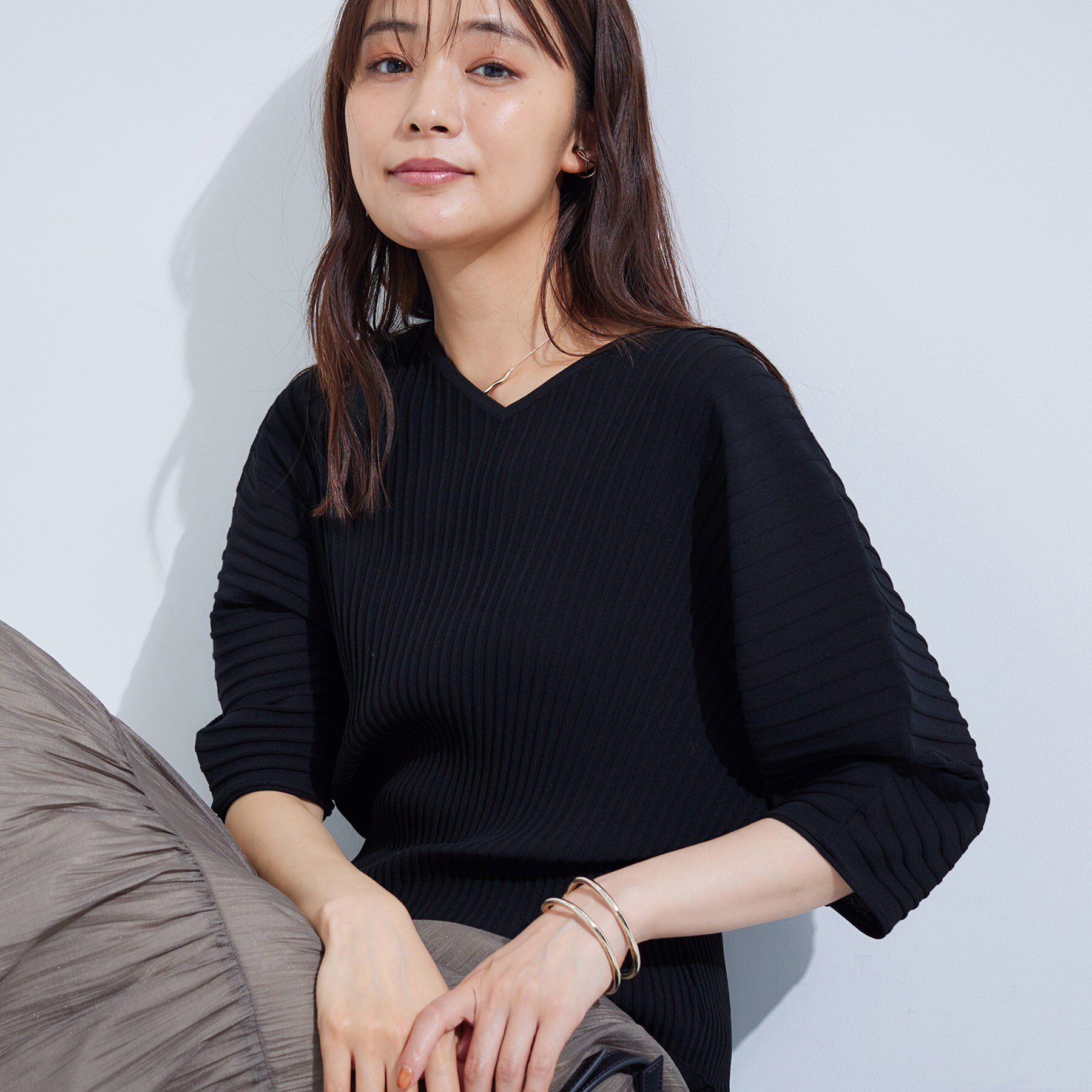 INDIVI「【二の腕カバー／スタイルアップ】ドライタッチストレッチニット」|Tシャツ・カットソー|ブラック(019)