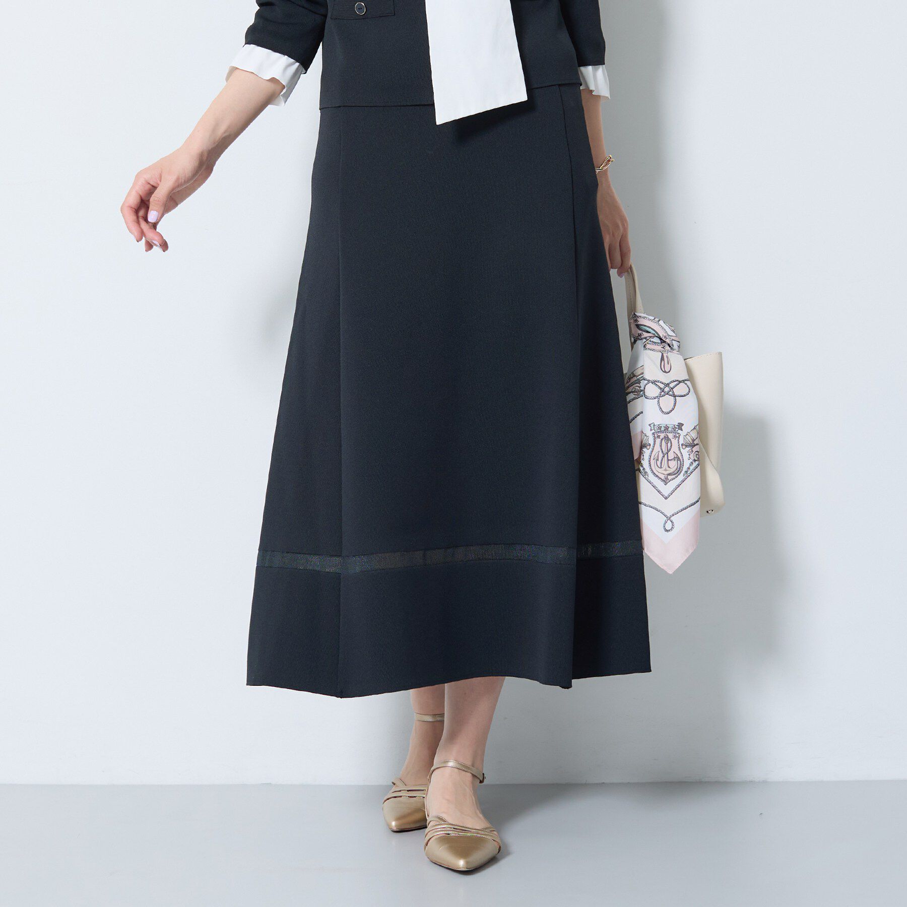 INDIVI「【洗える／SETUP可能】Aラインニットスカート」|スカート|ネイビー(094)