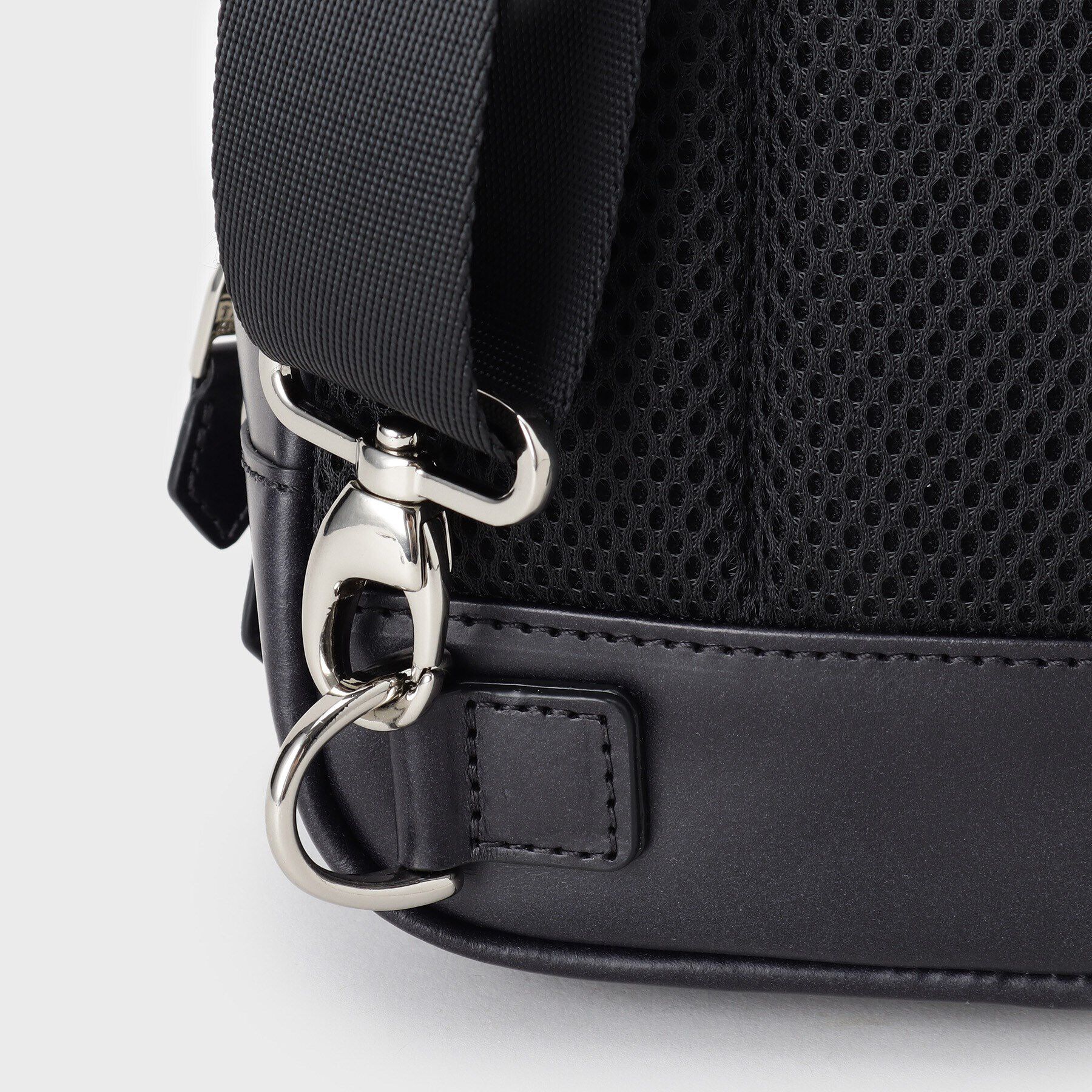 TAKEO KIKUCHI「【ヘビタンレザー】ワンショルダー バッグ」|ショルダー・メッセンジャー|