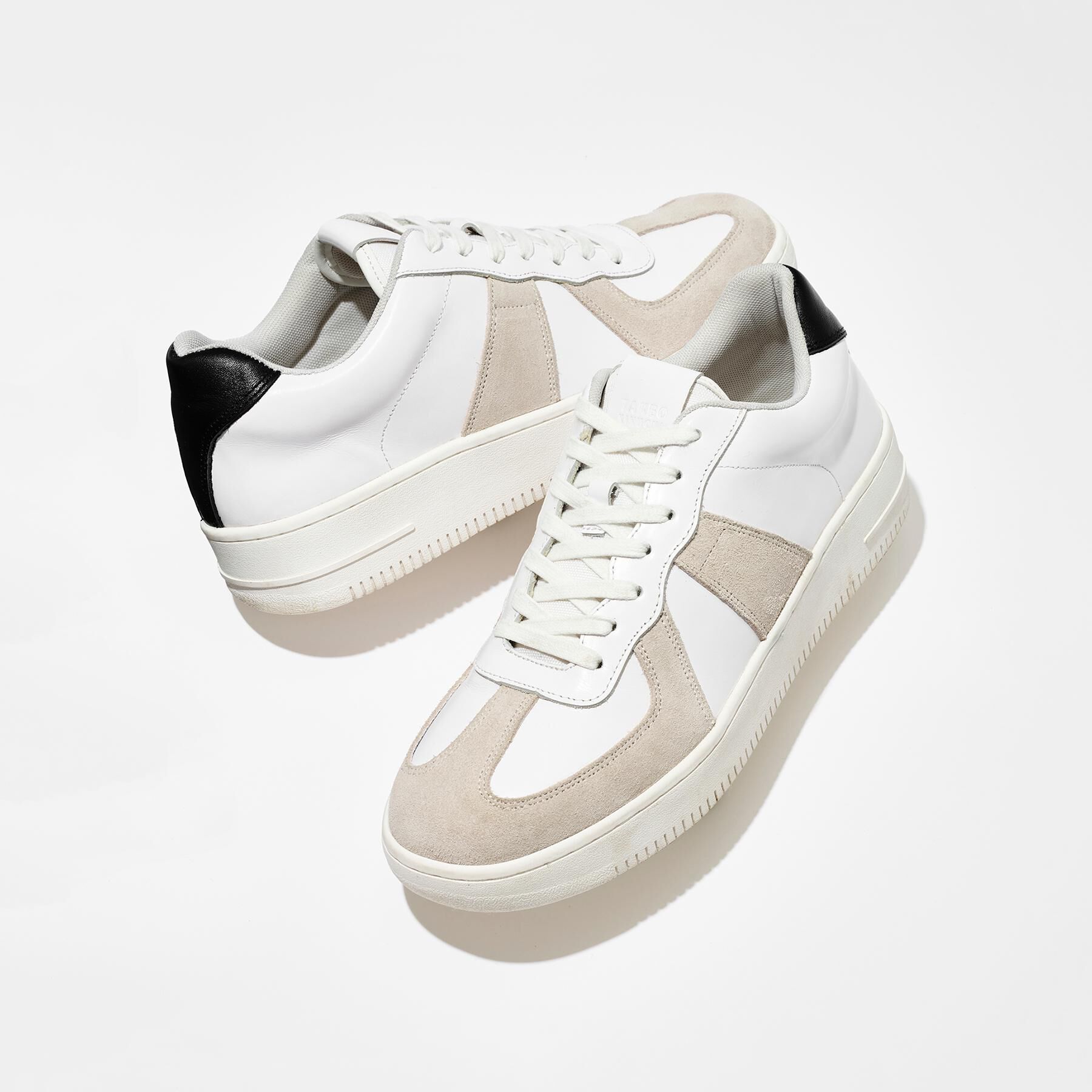 TAKEO KIKUCHI「【BOWLER HAT LABEL】レザースニーカー」|スニーカー|ホワイト(001)