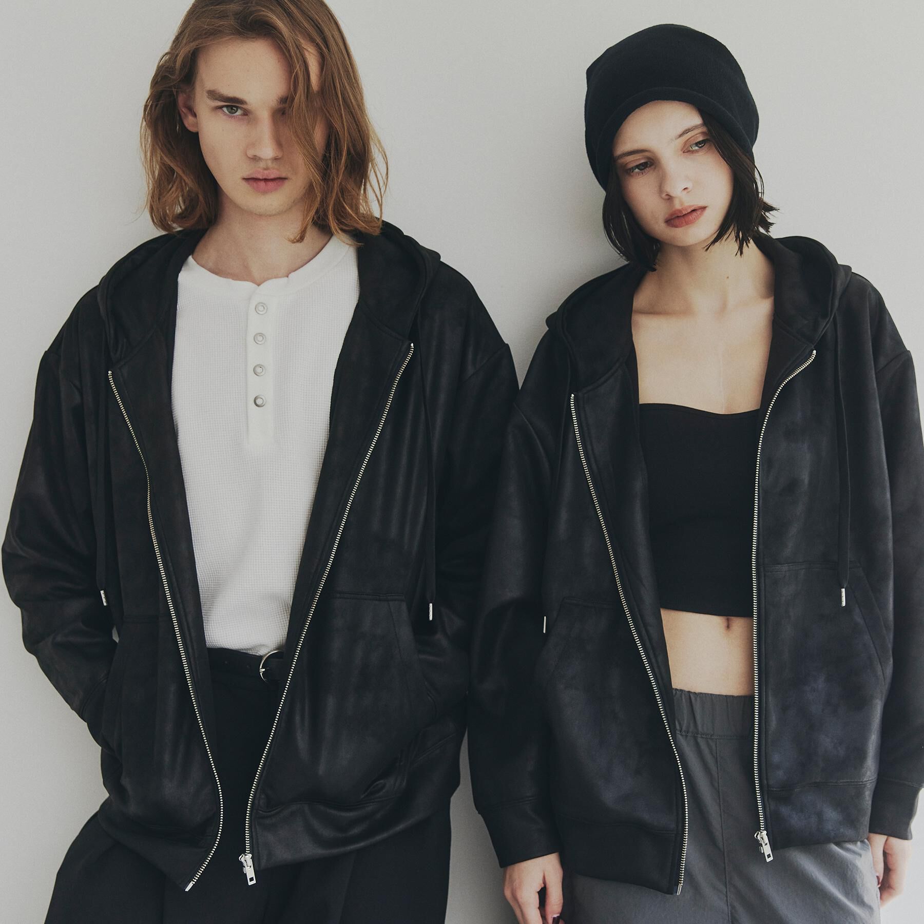 tk.TAKEO KIKUCHI「ヴィンテージライクプリント ジップパーカー」|パーカー|ブラック(019)