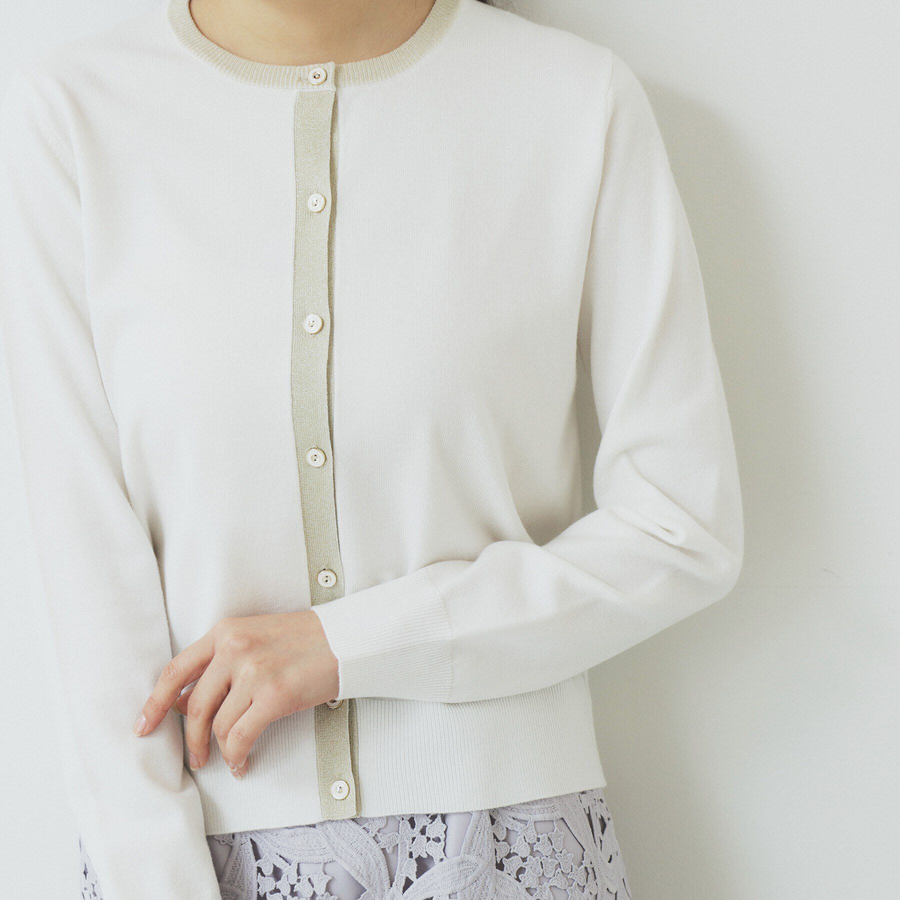 index「ラメトリムカーディガン【洗濯機洗い可】」|カーディガン|