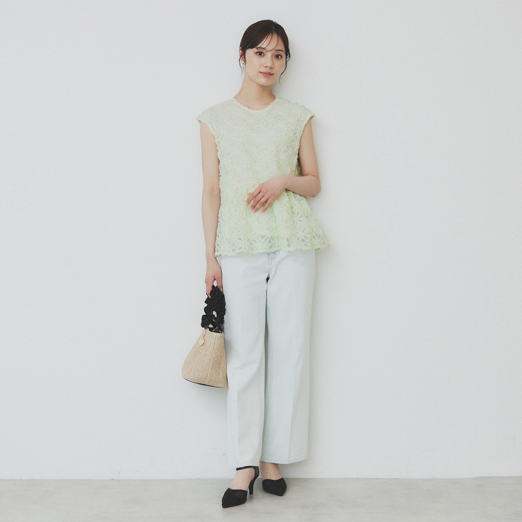 index「フラワーチュール刺繍ペプラムブラウス【洗える】」|シャツ・ブラウス|