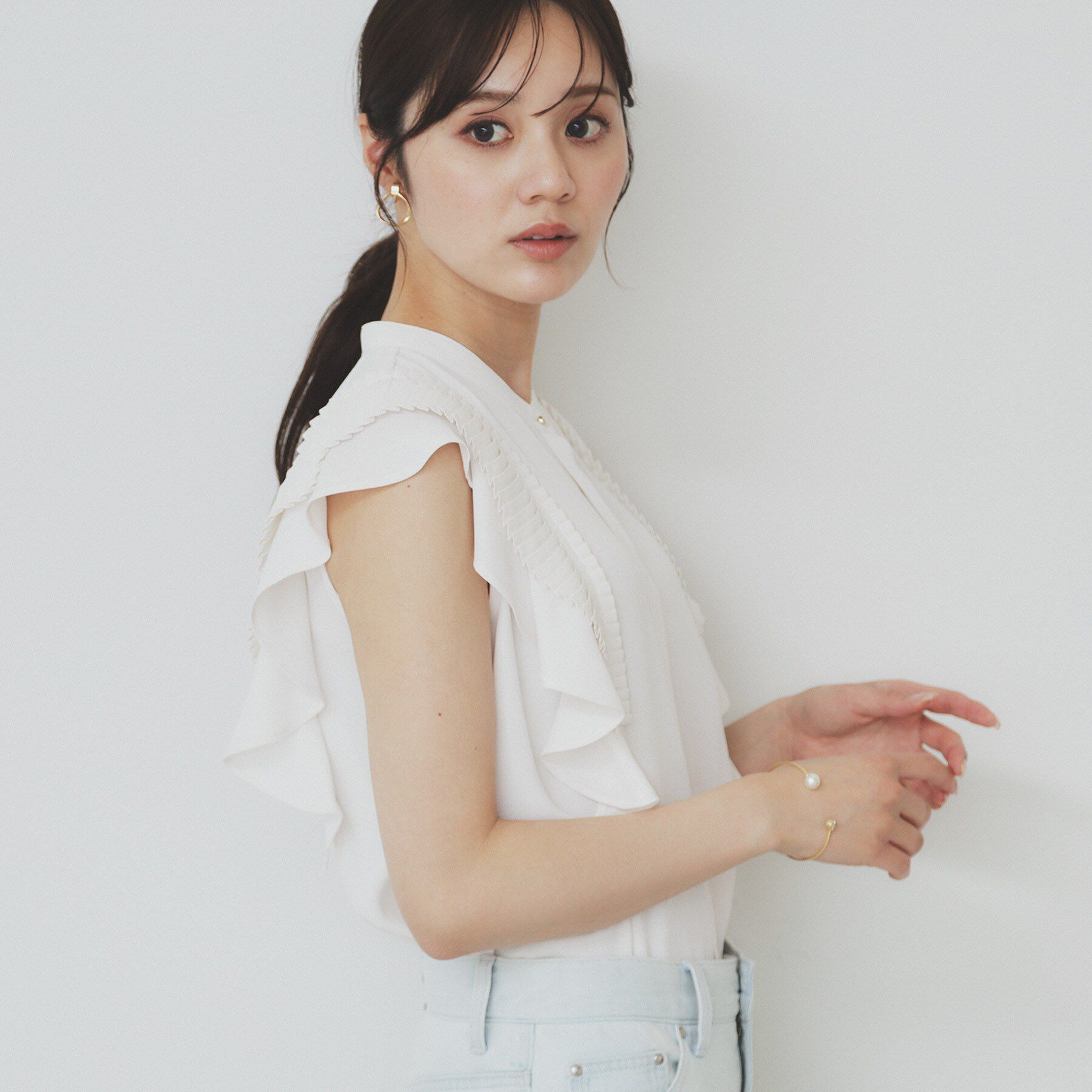 index「プリーツフリルバンドカラーブラウス【洗濯機洗い可/イージーアイロン】」|シャツ・ブラウス|