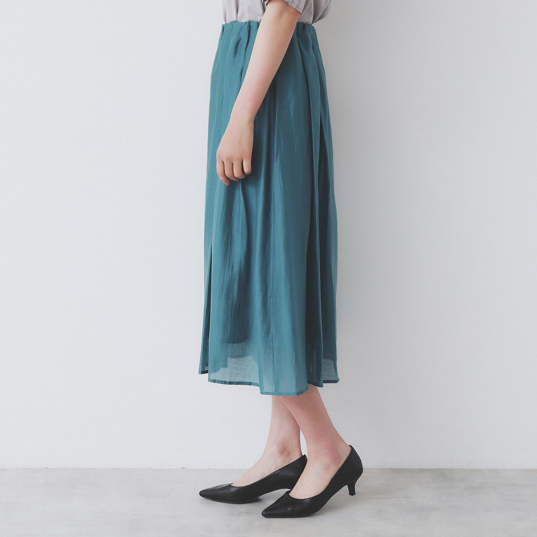 index「シアーギャザーフレアスカート【洗濯機洗い可】」|スカート|