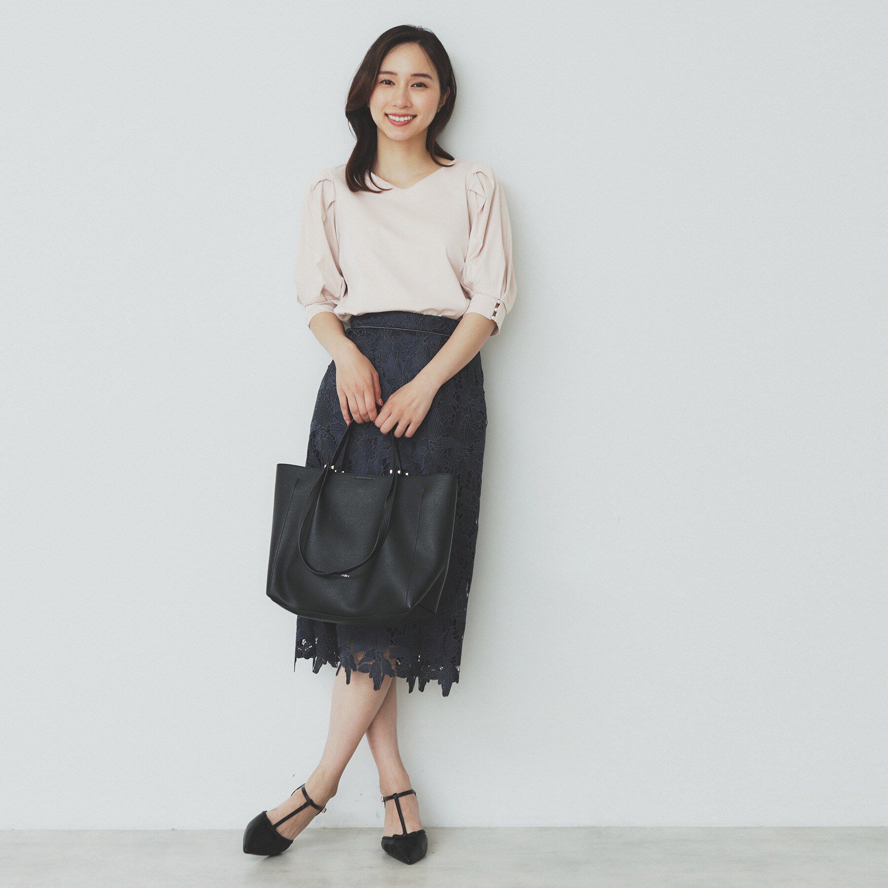 index「《5色展開》Vネックタックパフスリーブトップス【洗濯機洗い可/UVケア/接触冷感】」|Tシャツ・カットソー|