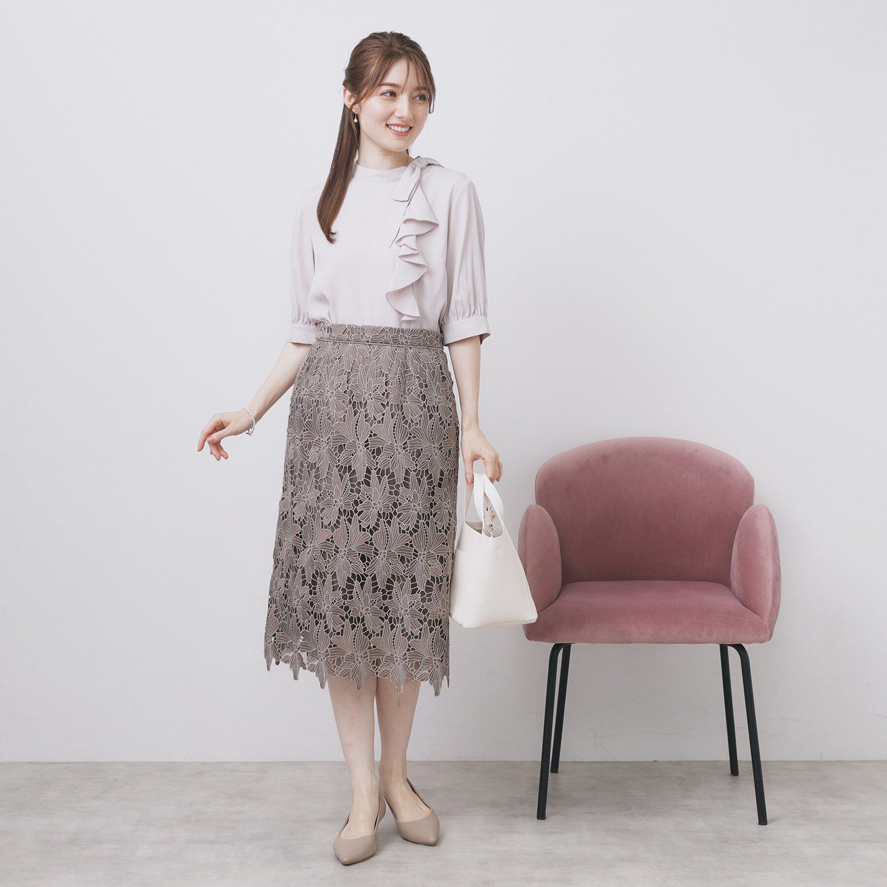 index「ロールカラーアシメフリルリボンブラウス【洗濯機洗い可/イージーアイロン】」|シャツ・ブラウス|