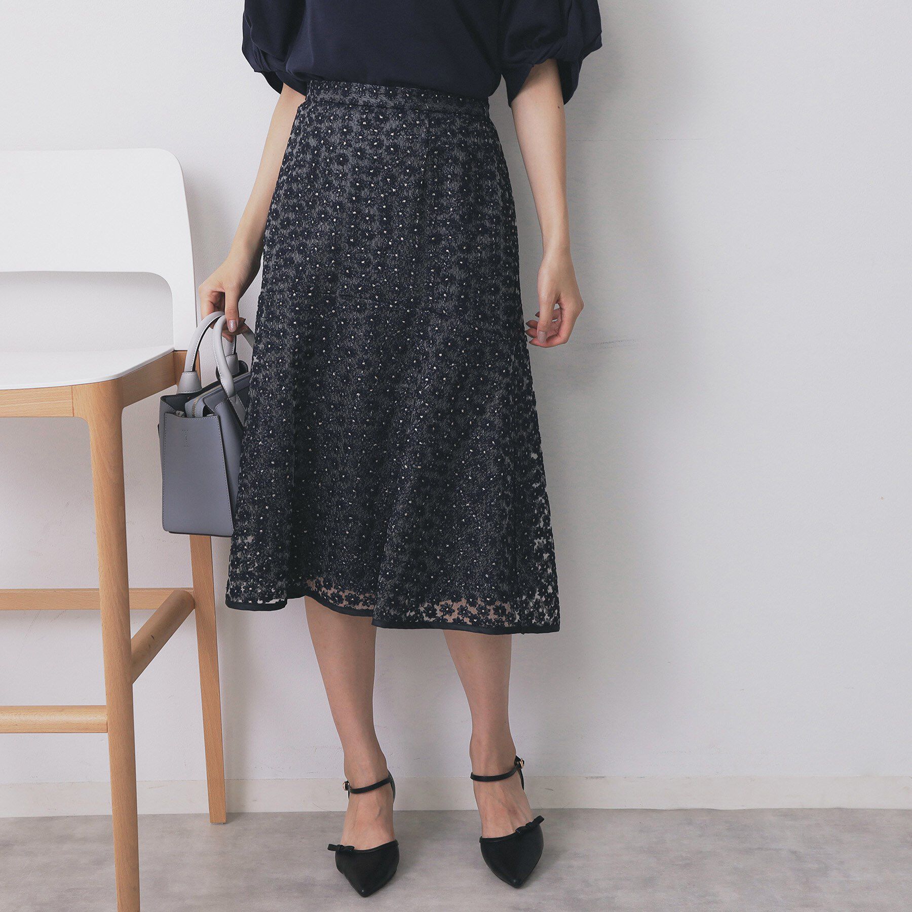 index「小花刺繍チュールマーメイドスカート【洗濯機OK/抗ピル】」|スカート|ネイビー(094)