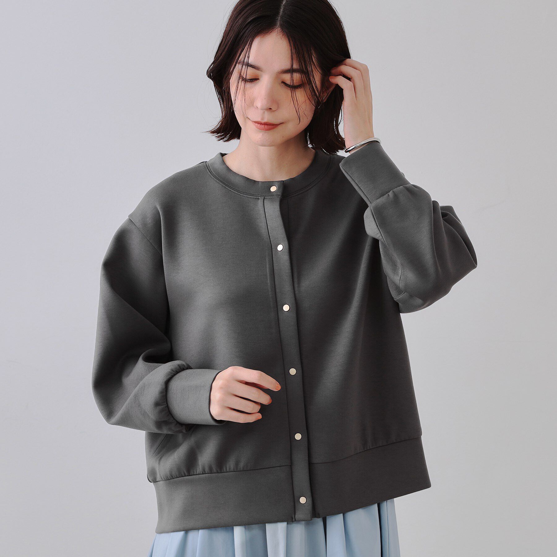 OPAQUE.CLIP「スナップボタンカーディガン【洗濯機洗い可】」|カーディガン|チャコールグレー(0