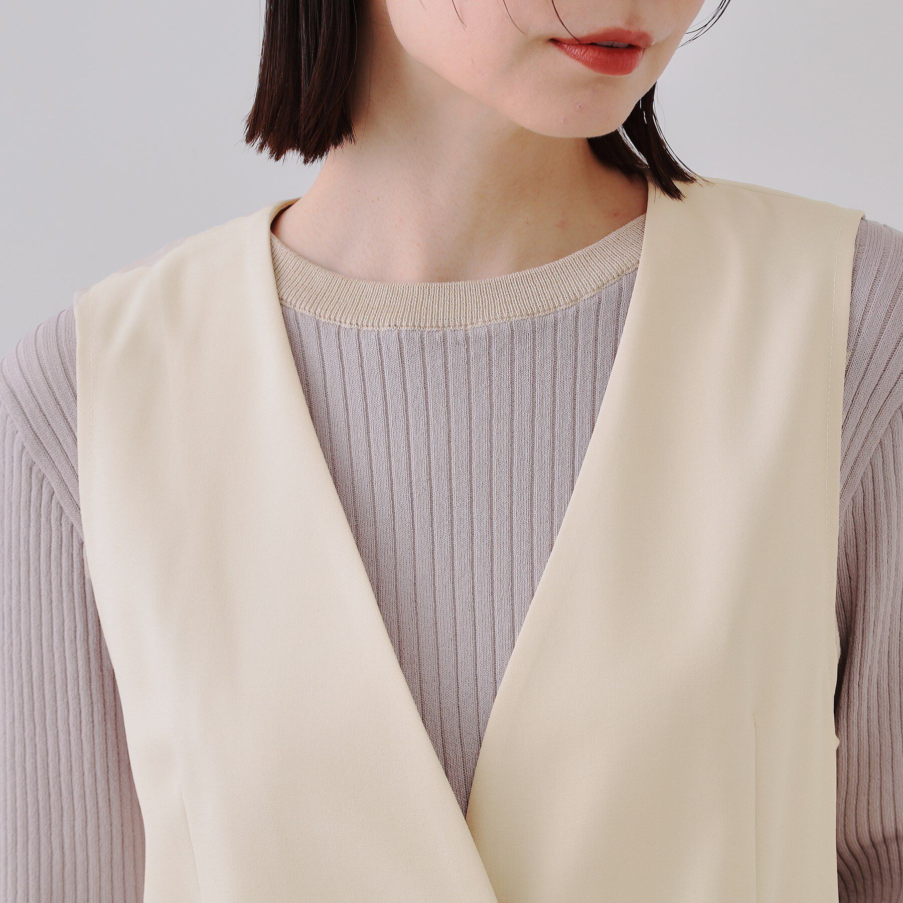 OPAQUE.CLIP「ノーカラーVネックジレ/セットアップ対応【洗濯機洗い可】」|ベスト・ジレ|