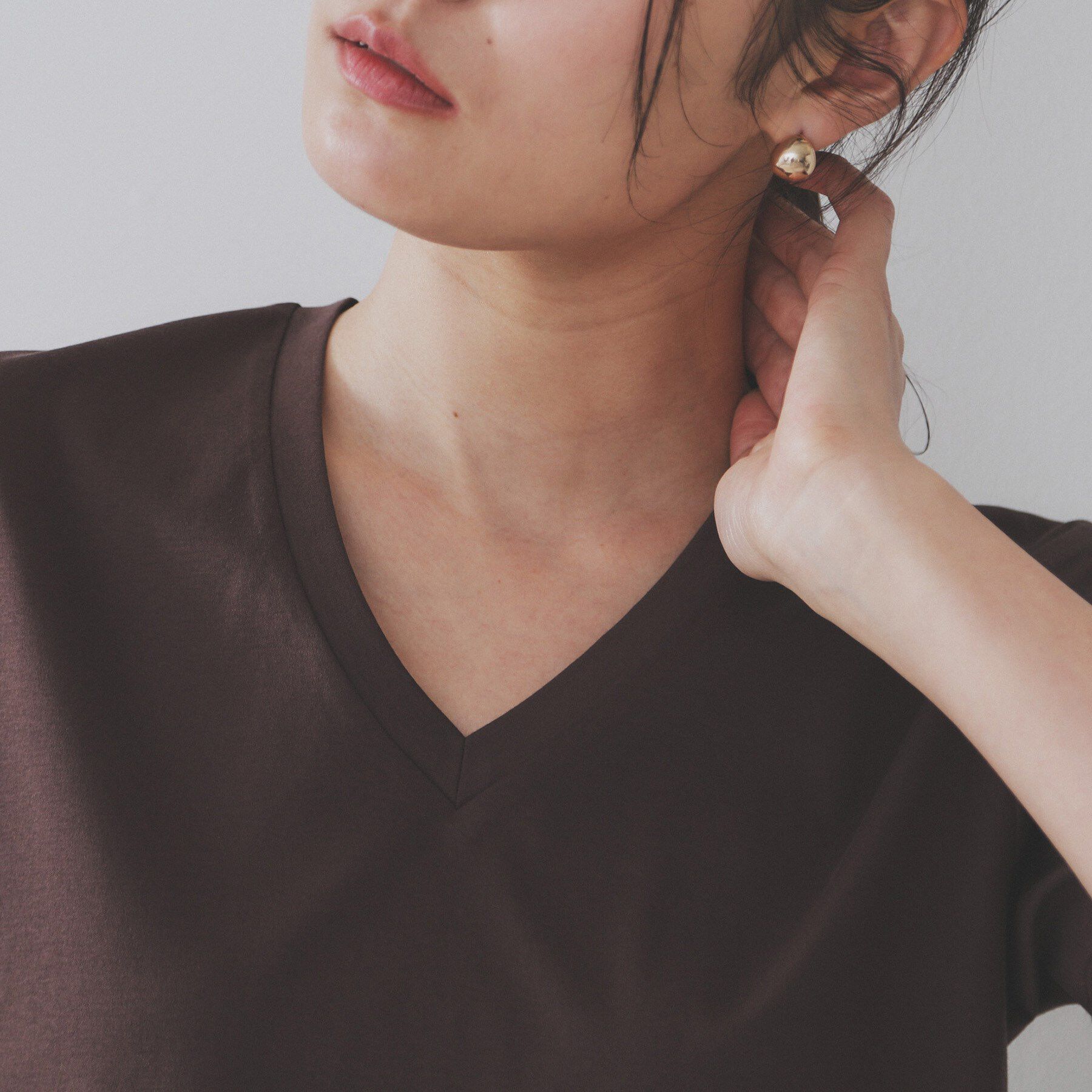 OPAQUE.CLIP「《5色展開/SS-LLサイズ》VネックベーシックTシャツ【接触冷感/洗濯機洗い可】」|Tシャツ・カットソー|