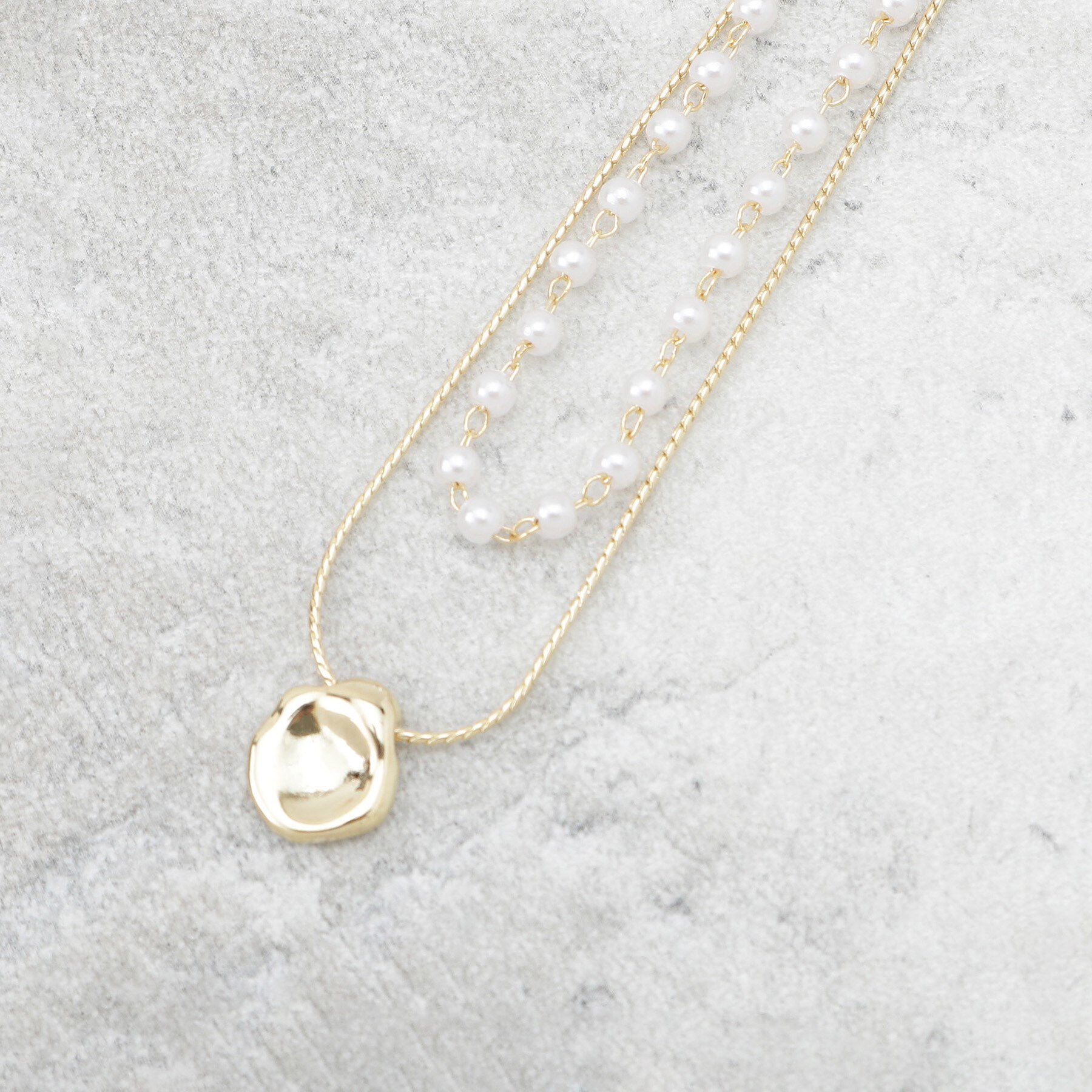 OPAQUE.CLIP「フェイクパール&times;コインチェーン 2連ネックレス」|ネックレス|ゴールド(007)