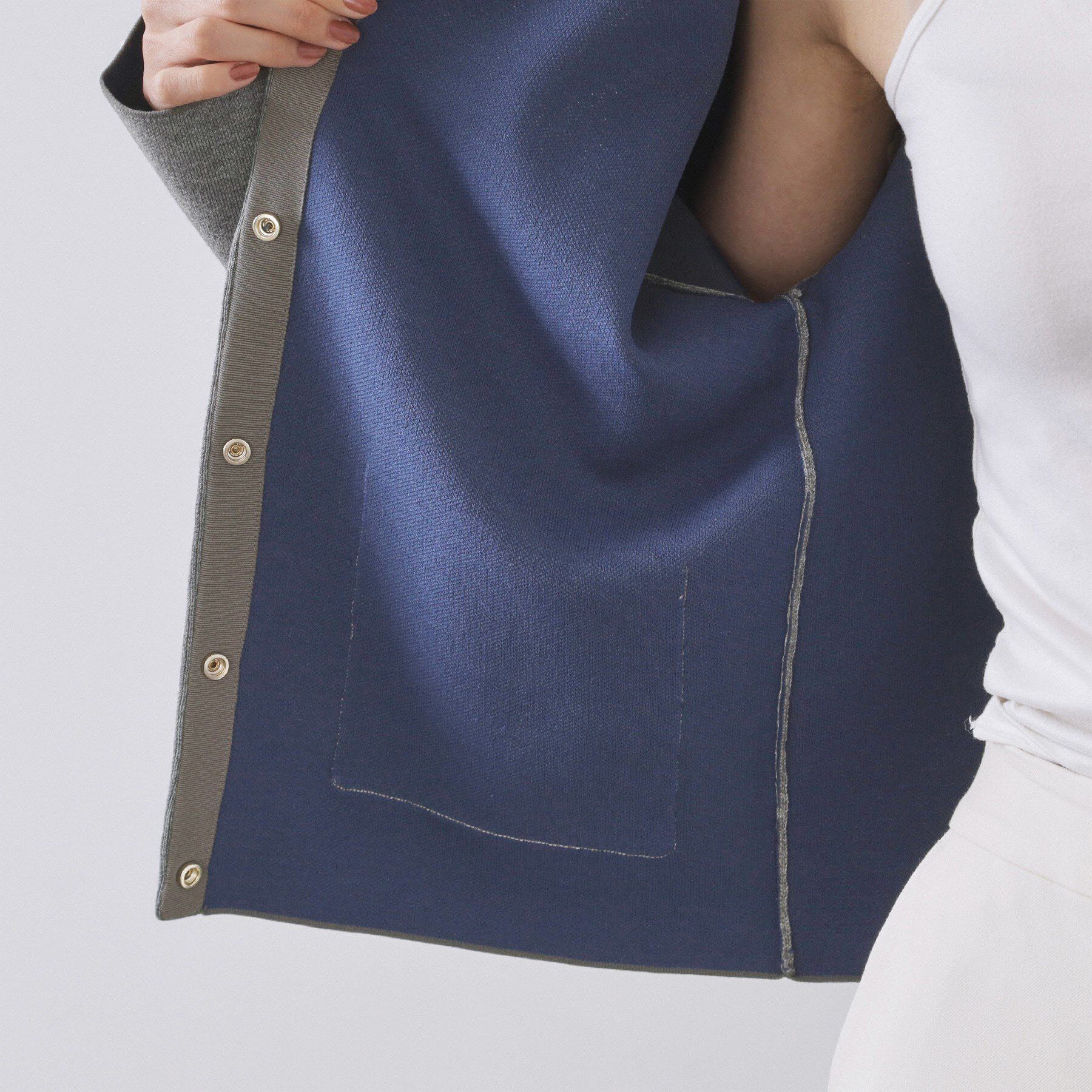 OPAQUE.CLIP「スナップボタン ダブルフェイス配色ニットカーディガン【洗濯機OK】」|カーディガン|