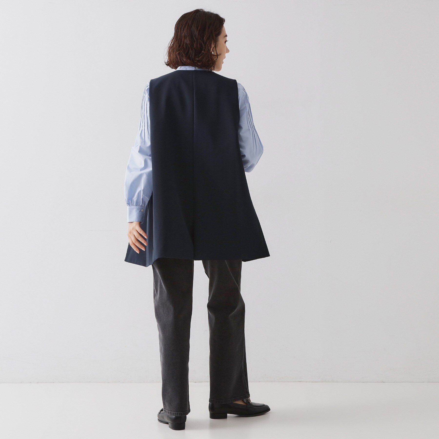 OPAQUE.CLIP「≪通勤・セレモニー対応≫Vネックミドルジレ【洗濯機OK】」|ベスト・ジレ|