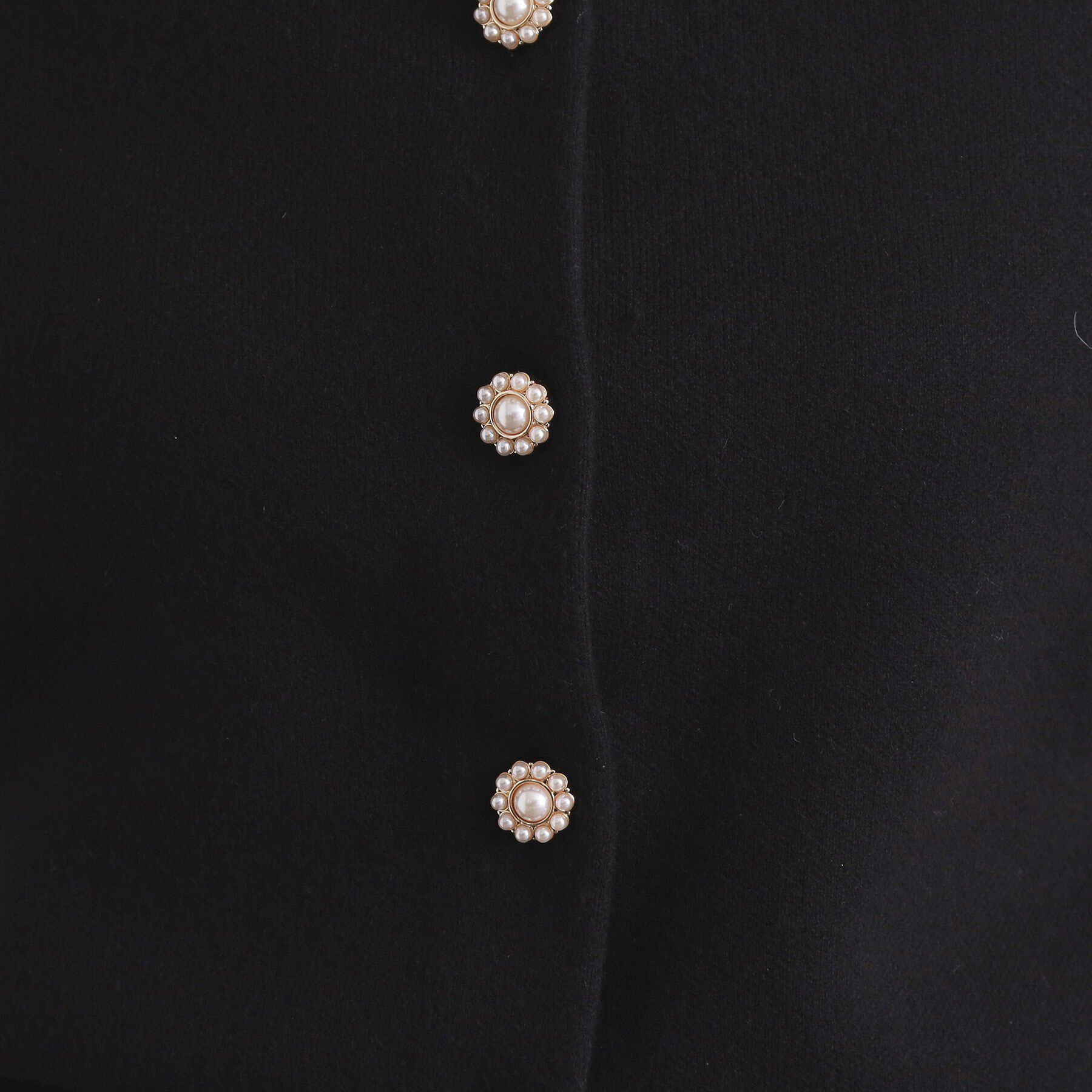 OPAQUE.CLIP「フェイクパールビジューボタンニットカーディガン【洗濯機OK】」|カーディガン|