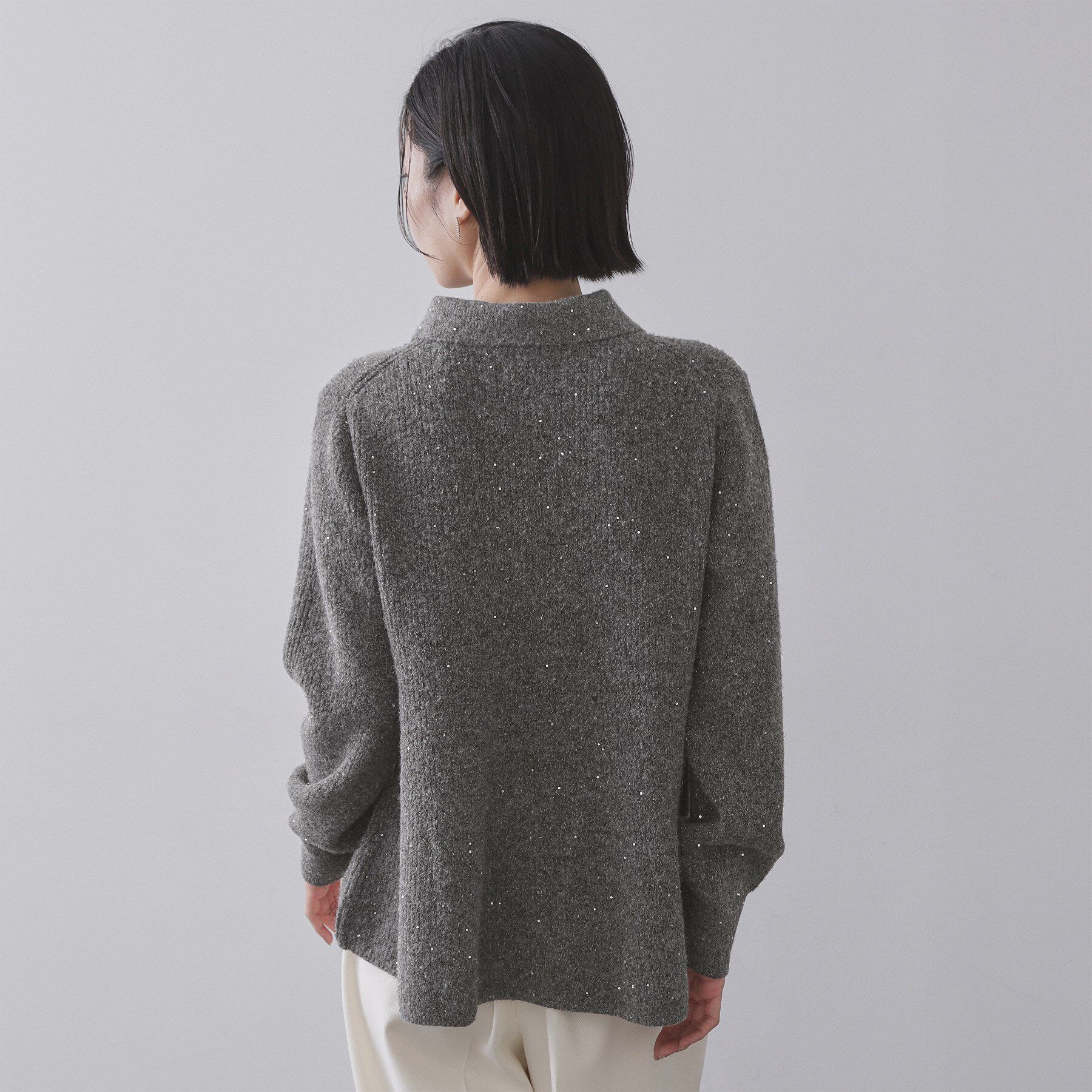 OPAQUE.CLIP「スパンコールラメ衿2WAYペプラムニット【洗濯機OK】」|ニット・セーター|