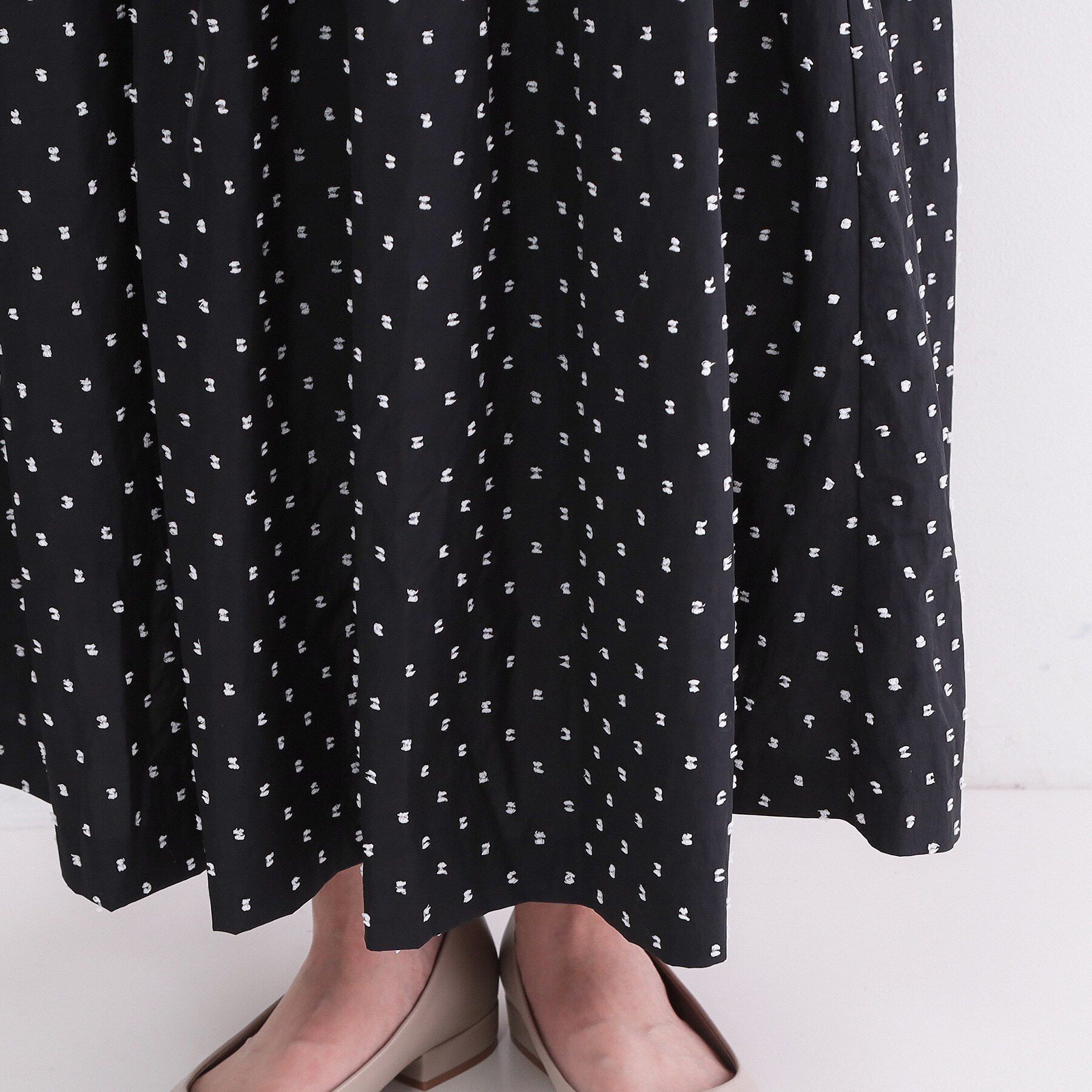 OPAQUE.CLIP「ドビードットタックフレアスカート【洗濯機OK】」|スカート|