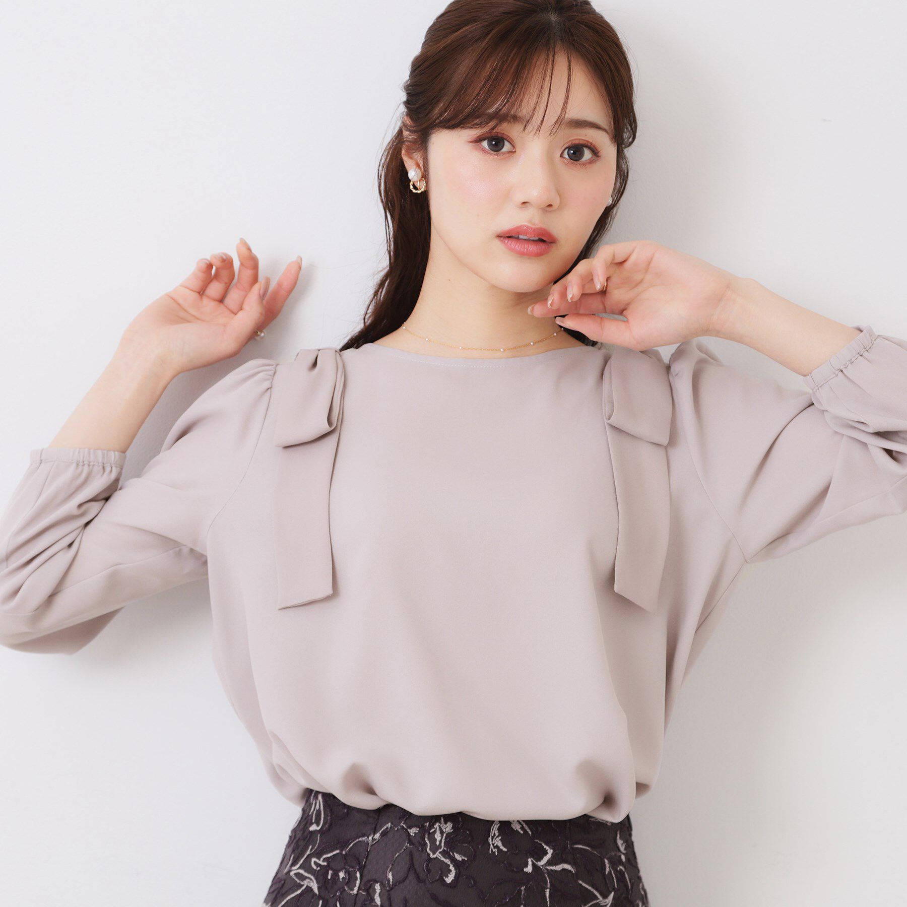 Couture broach「【フェミニン・通勤】肩リボンシフォンブラウス」|シャツ・ブラウス|