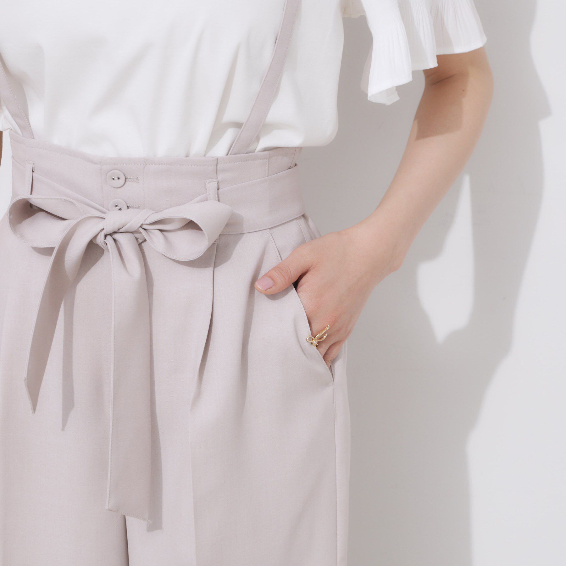 Couture broach「【美脚効果・通勤】リネンライク サス付きパンツ」|その他|