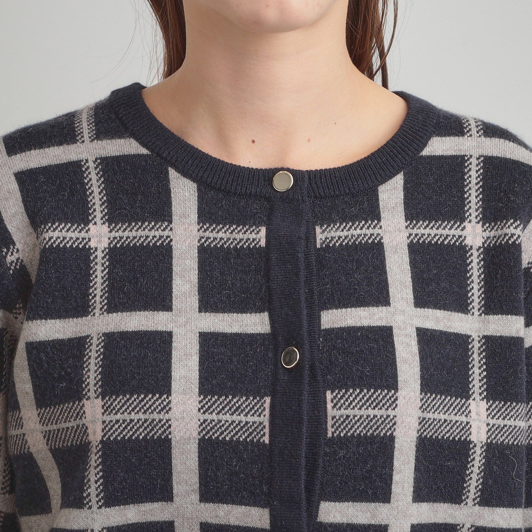 Couture broach「【大人可愛い・通勤】チェックジャカード ニットカーディガン」|カーディガン|