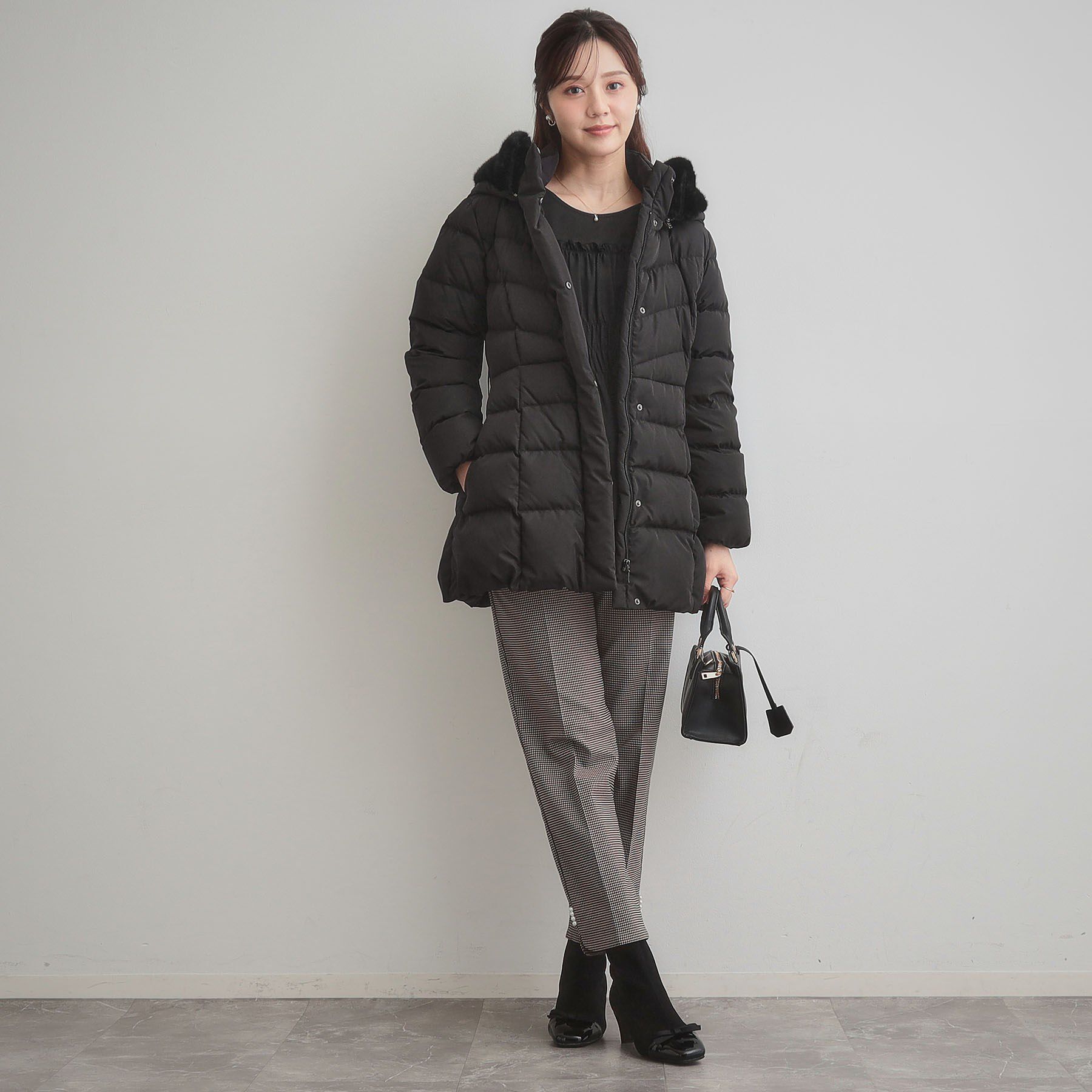 Couture broach「【2WAY・ベルト付き】フードフェイクファー ミドル丈ダウンコート」|ダウン|