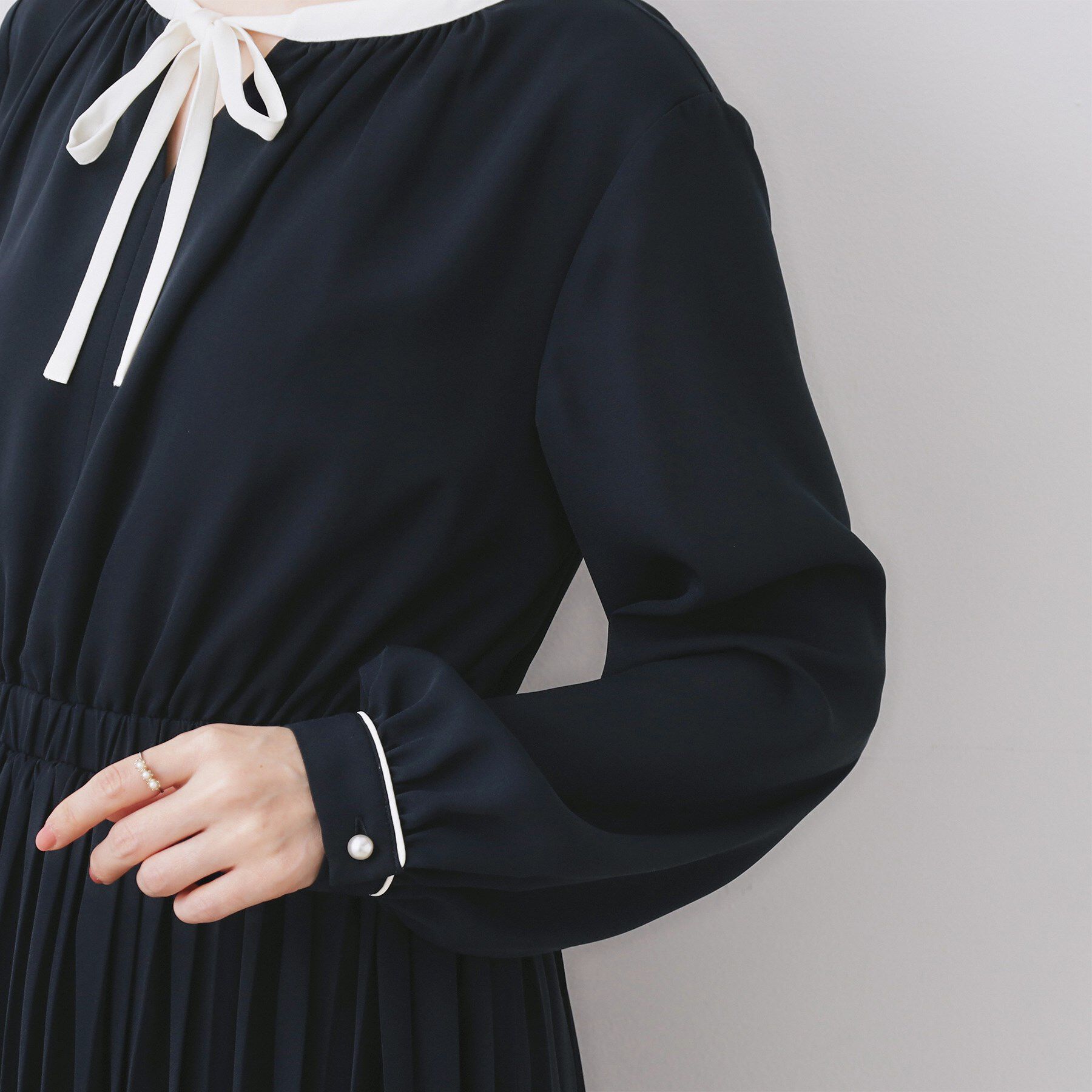 Couture broach「【ハレの日・通勤】配色シフォンプリーツ ワンピース」|ワンピース|